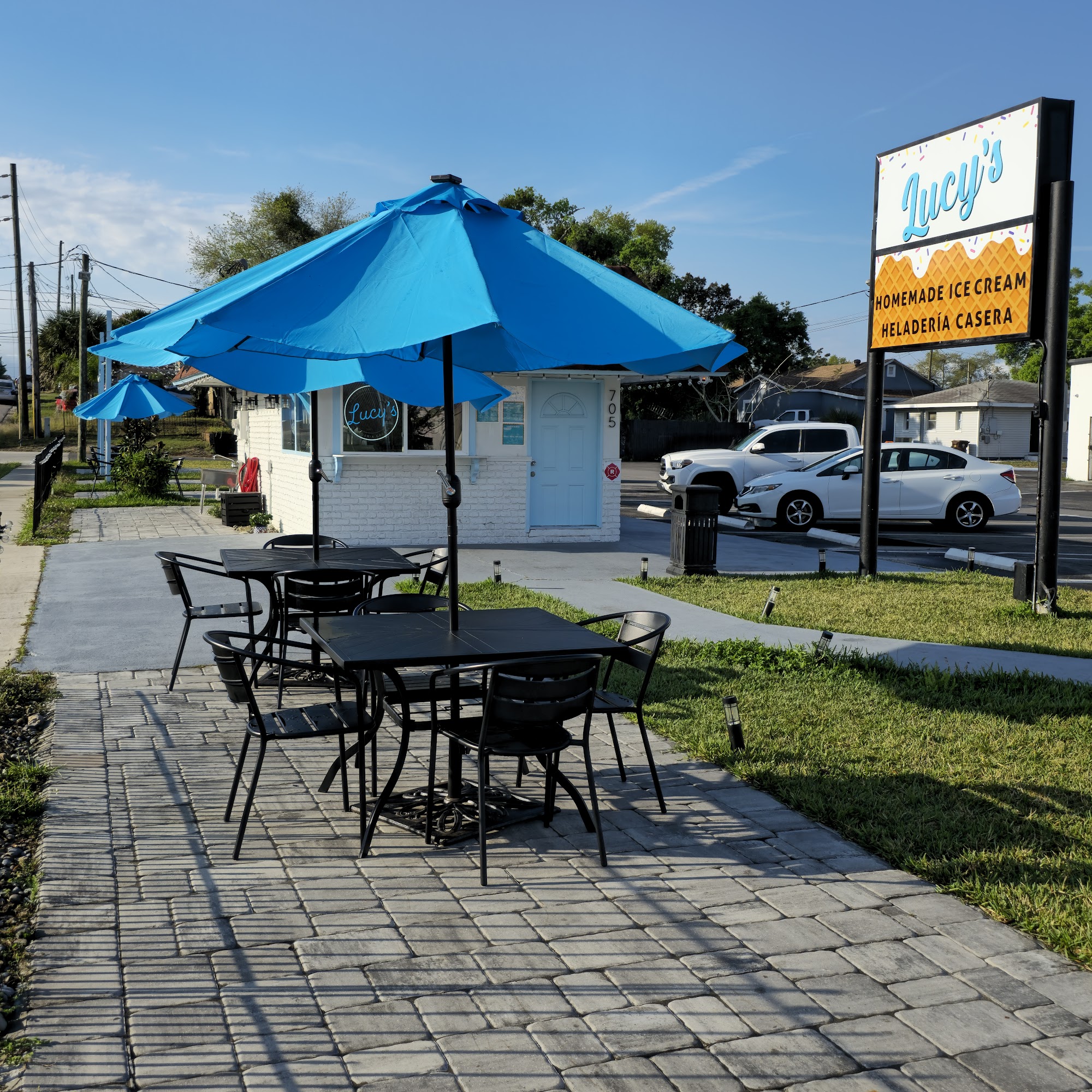 Lucy’s Homemade Ice Cream Haines City