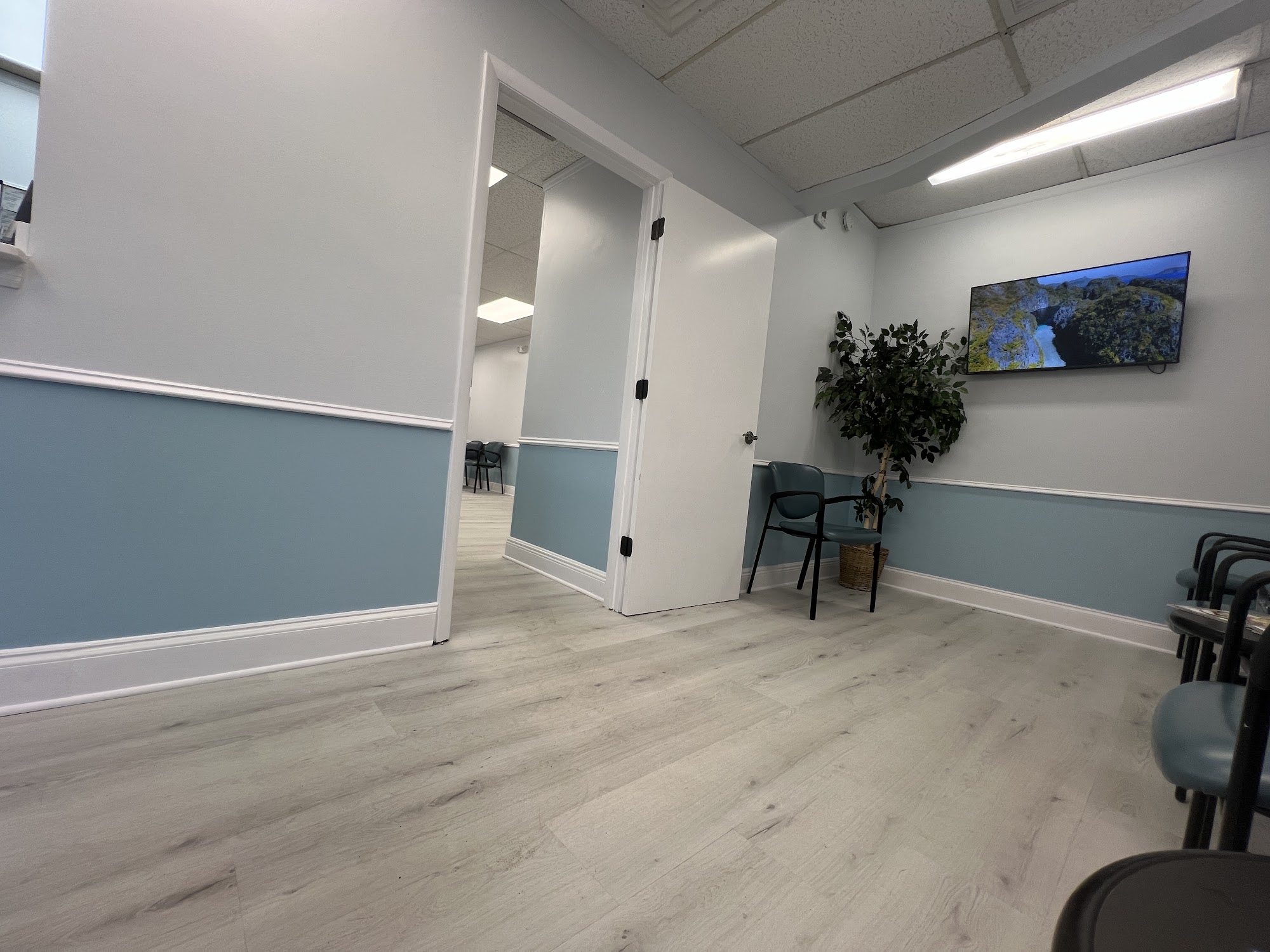 Joseph A. Amunategui Jr, DC