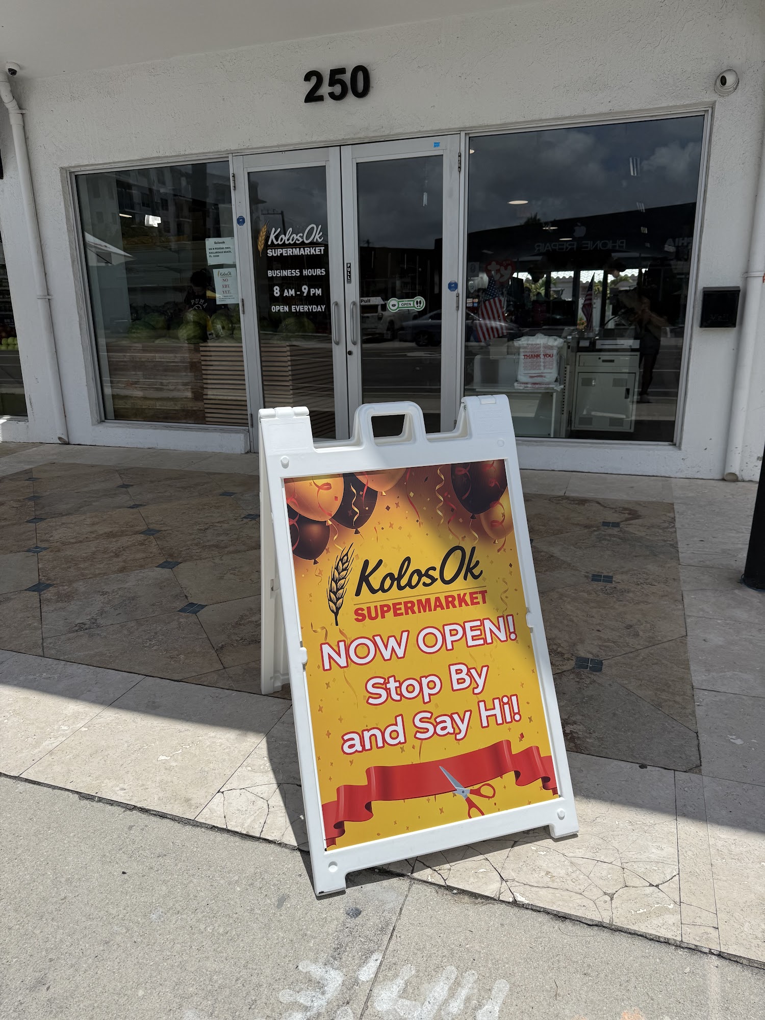 KOLOSOK Hallandale Beach