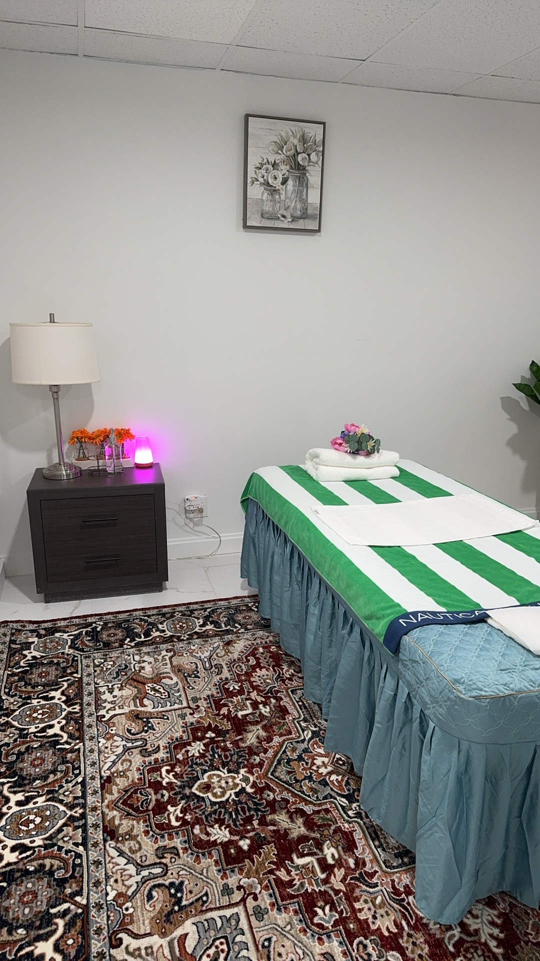 Red Lotus Spa 3408 W 84th St Suite 106, Hialeah Florida 33018