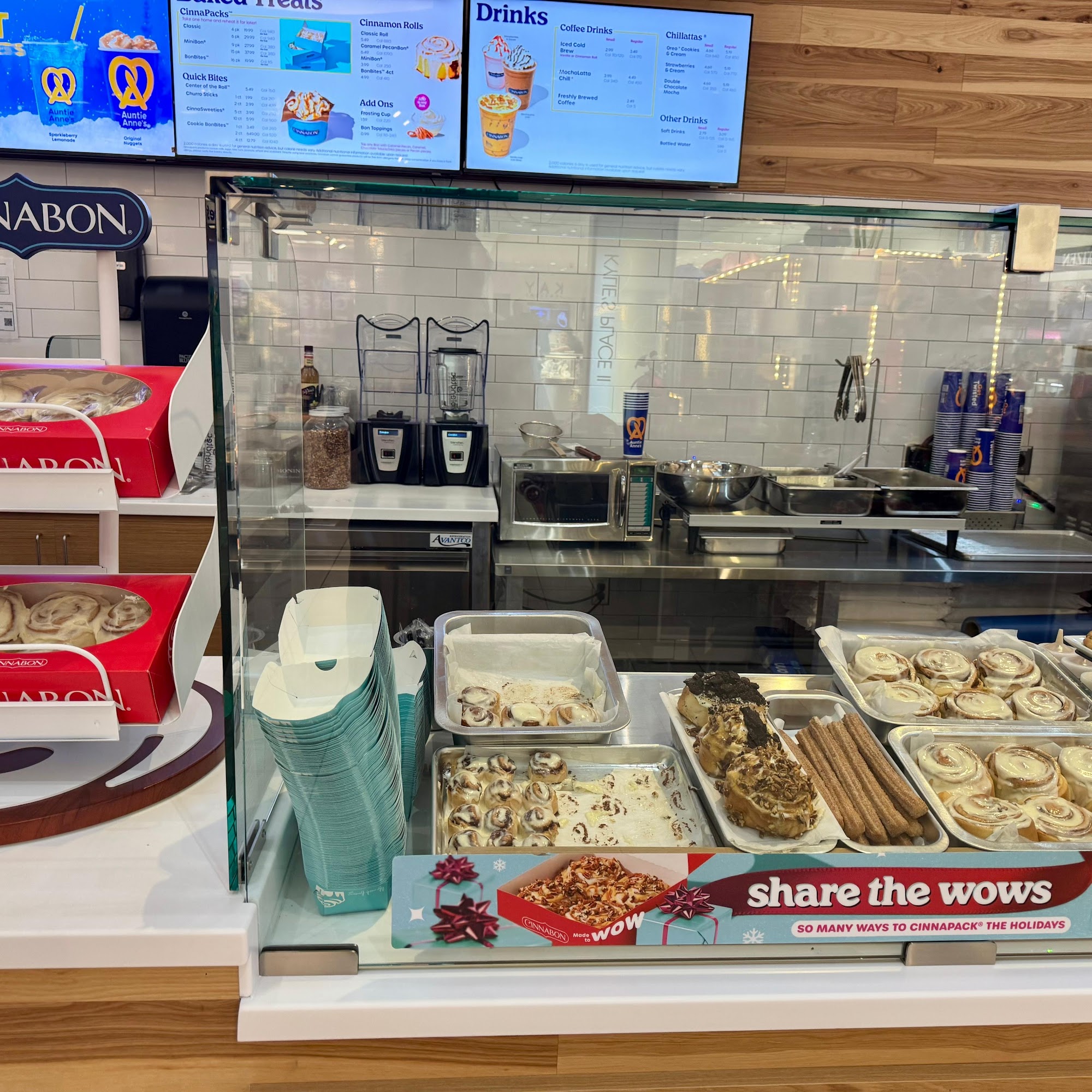 Cinnabon