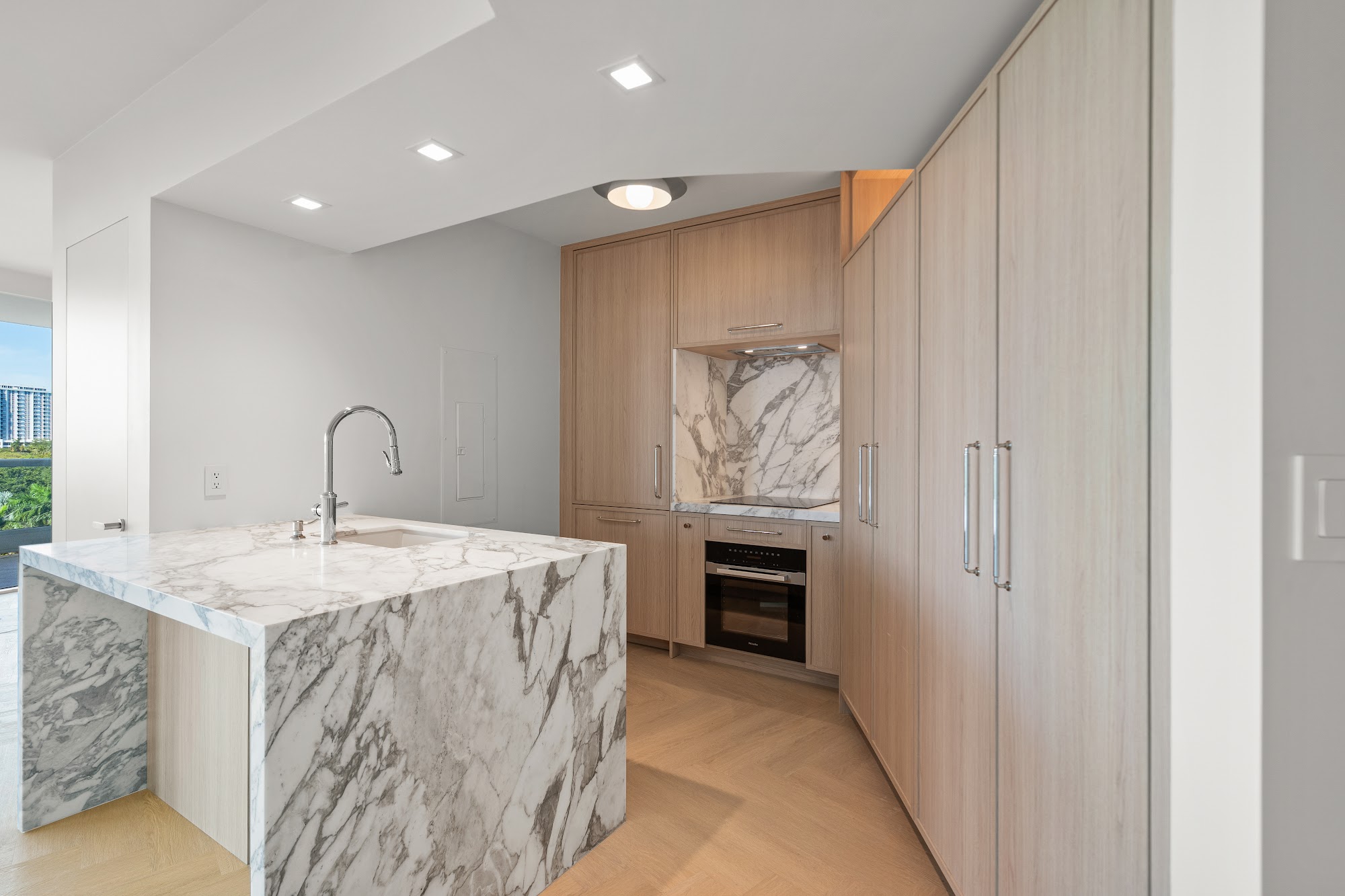 FATTO SU MISURA - Custom Cabinetry 2760 W 79th St, Hialeah Florida 33016