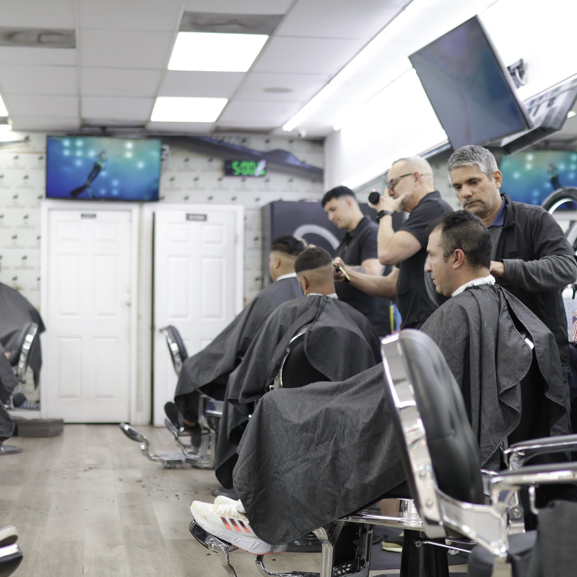 Miami Fade Masters Barber Shop 2360 W 68th St #106, Hialeah Florida 33016