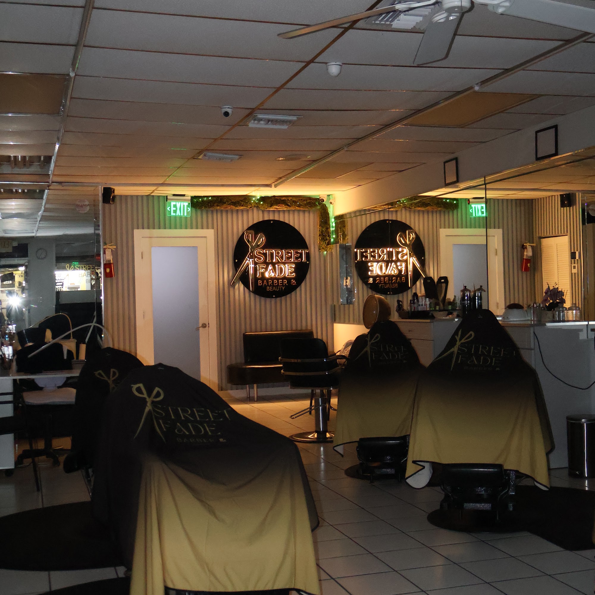 STREET FADE BARBER & BEAUTY