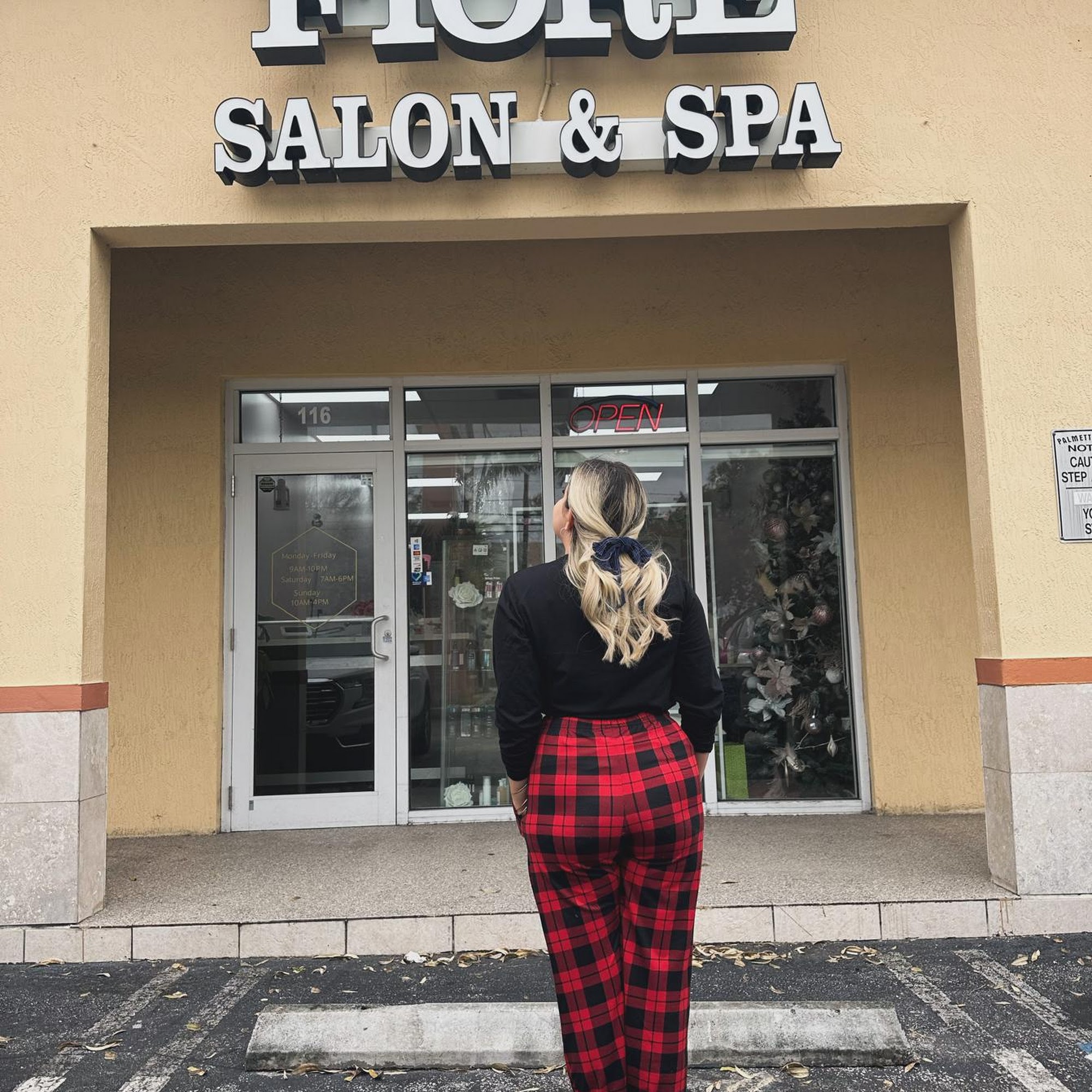 Fiore Salon Spa 2150 W 76th St #116, Hialeah Florida 33016