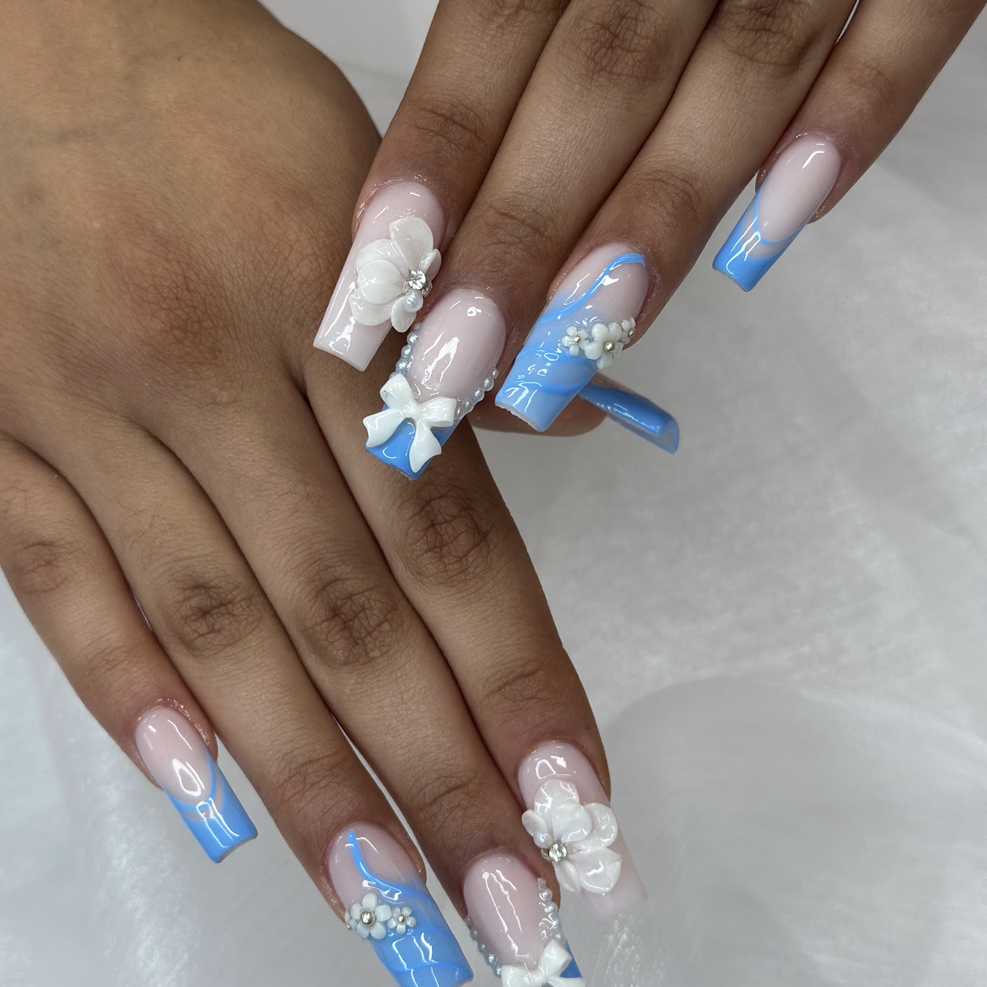 The City Collection Beauty Salón 1045 E 4th Ave, Hialeah Florida 33010