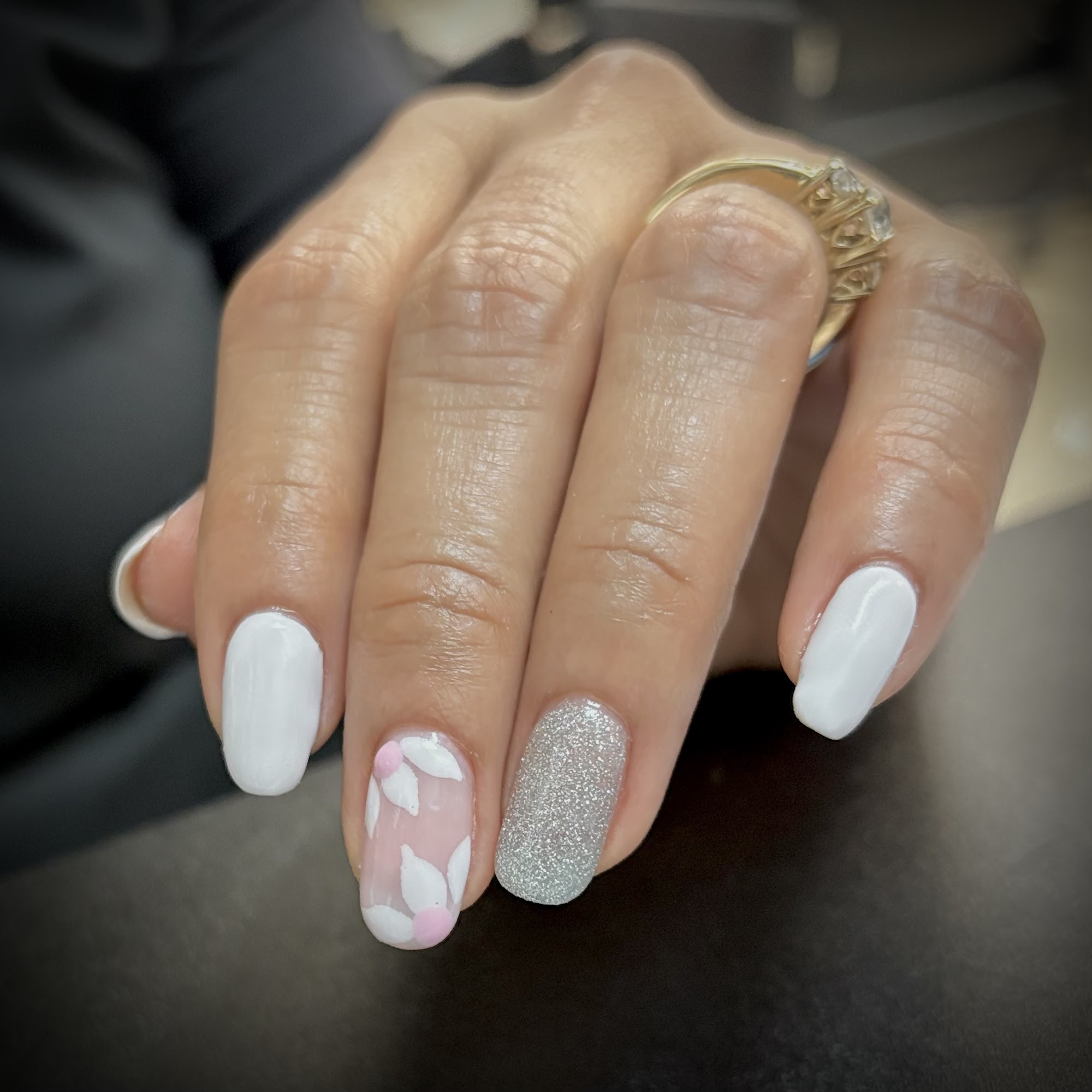 The Glow Beauty Salón 18505 NW 75th Pl, Hialeah Florida 33015