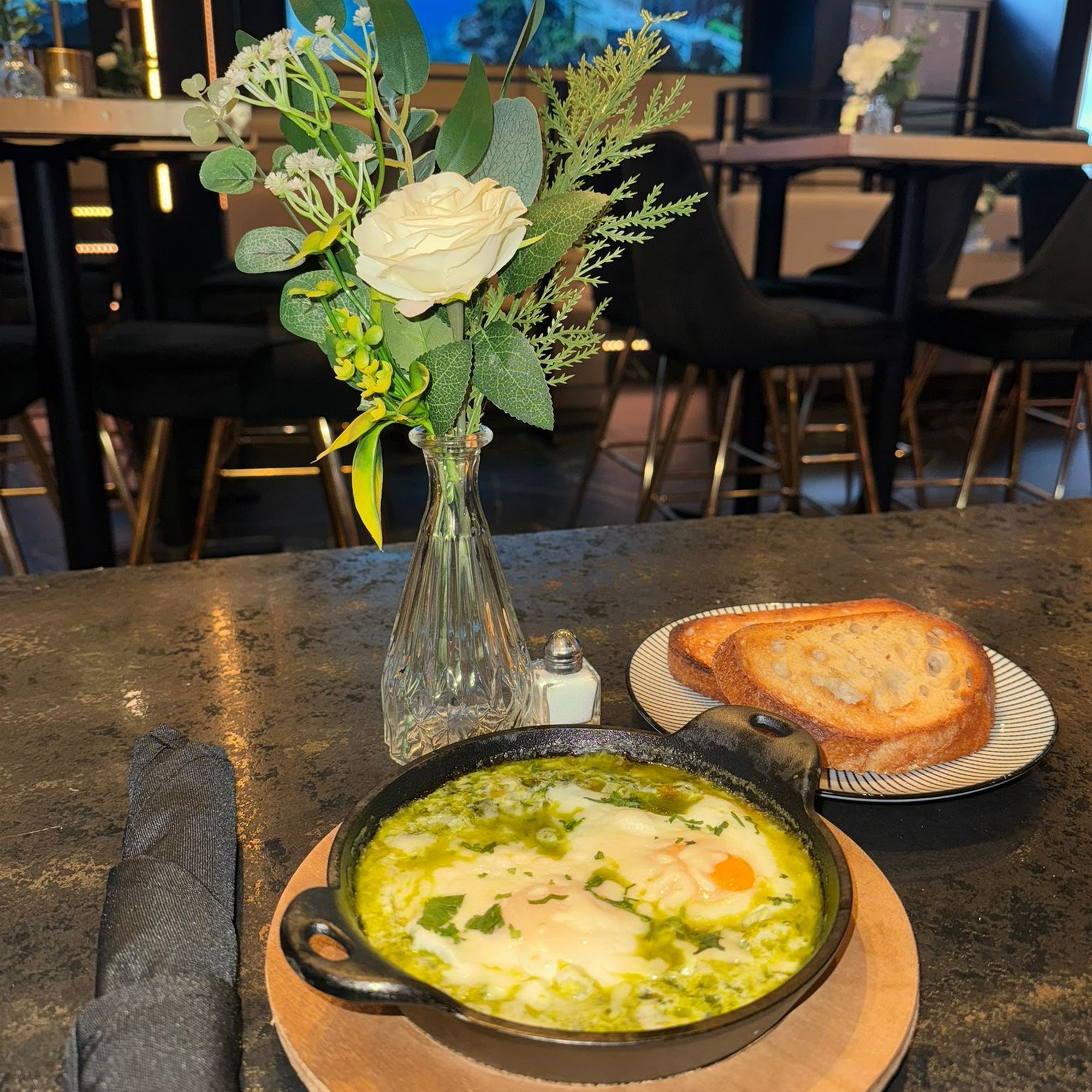 Monaco Kitchen & Lounge