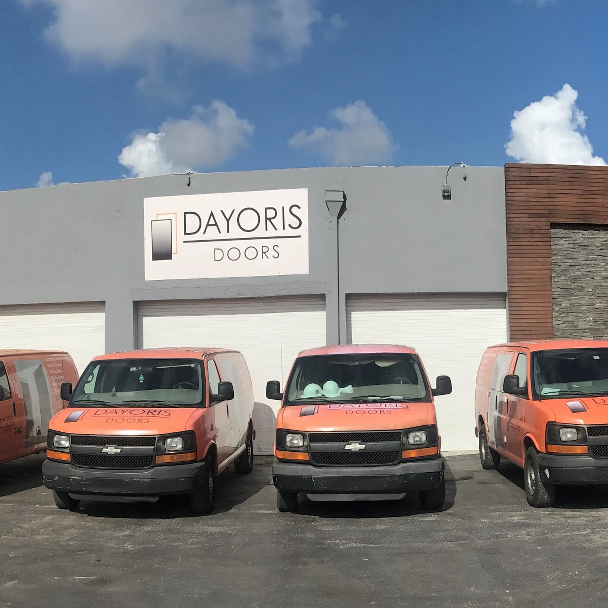 Dayoris Doors