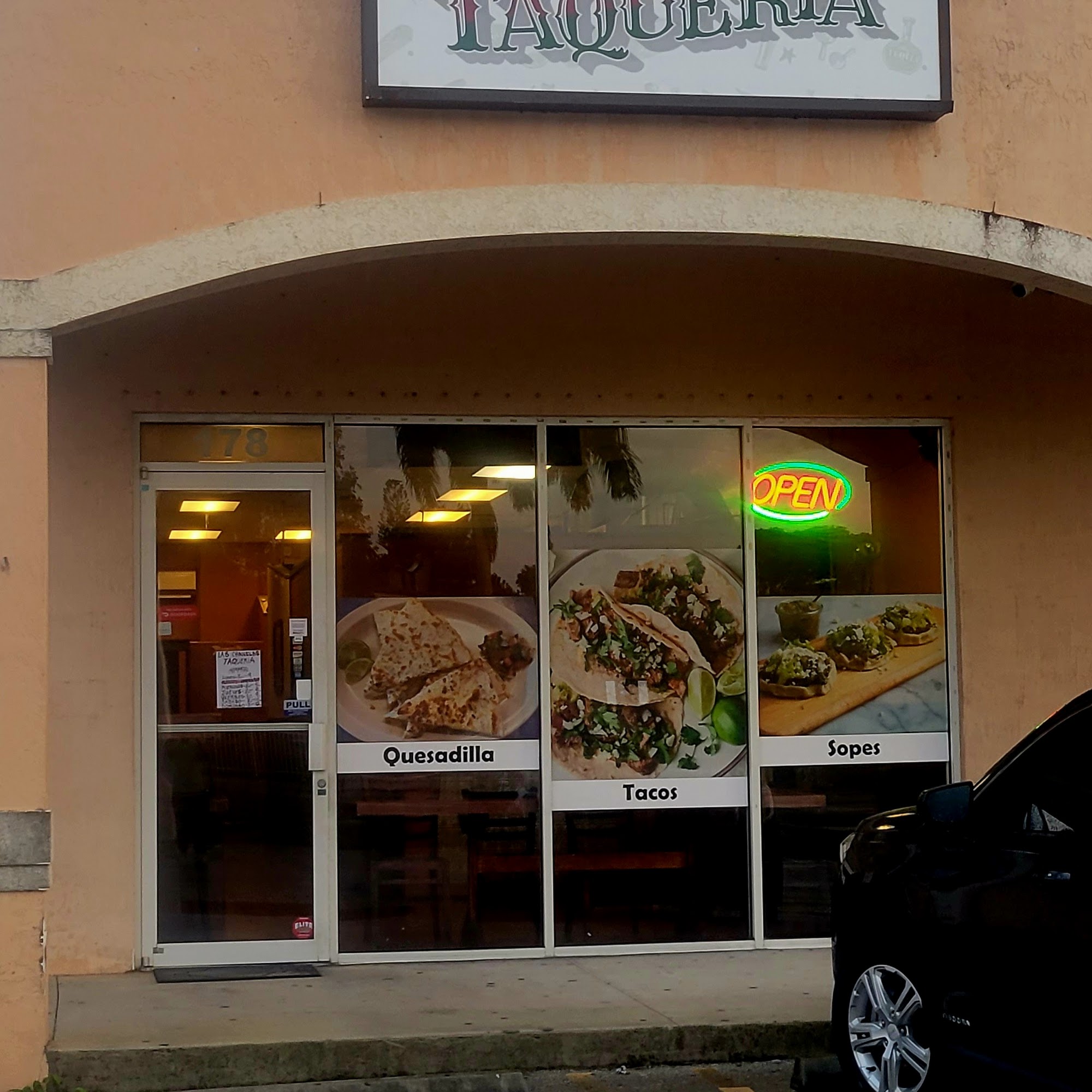 LAS CHAVELAS TAQUERIA Homestead