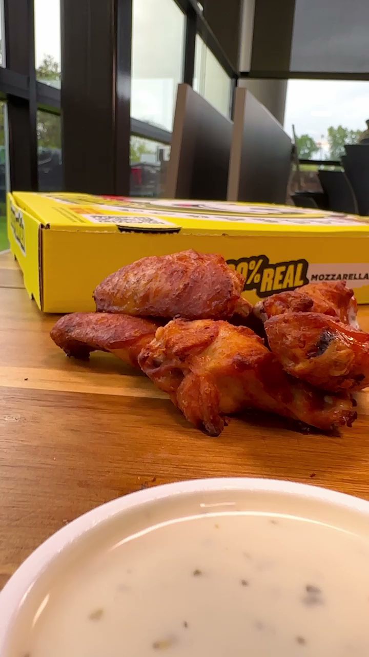 Hungry Howie's Pizza & Subs Menu