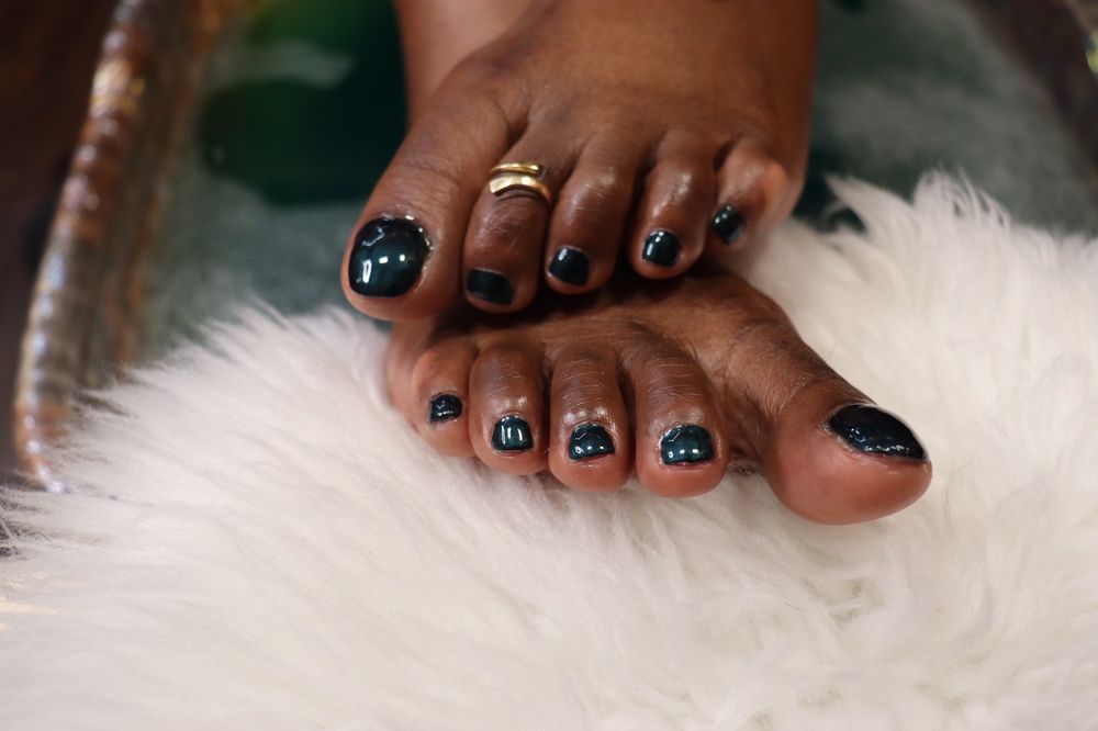 Sips N Tips Beauty and Nail Bar