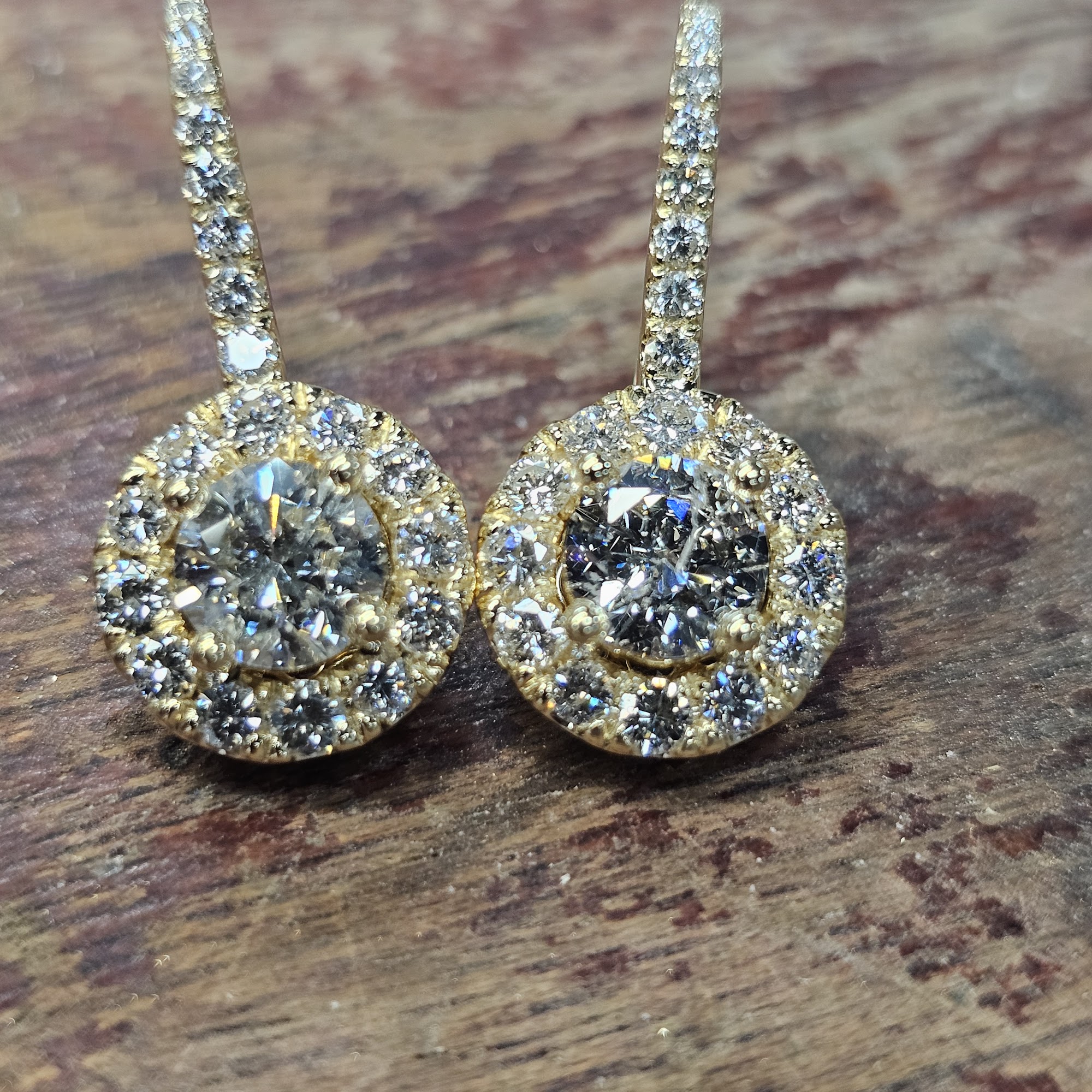 Fischer and sons jewelers 102991 Overseas Hwy, Key Largo Florida 33037