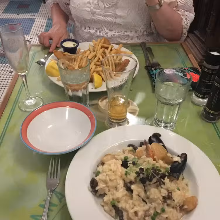 Photo credit: opentable