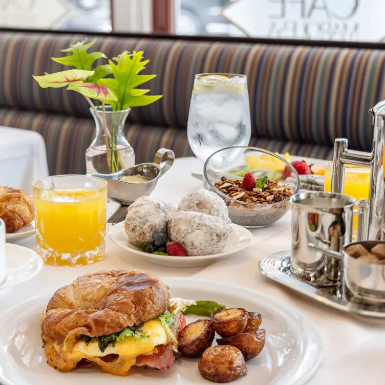 Photo credit: opentable