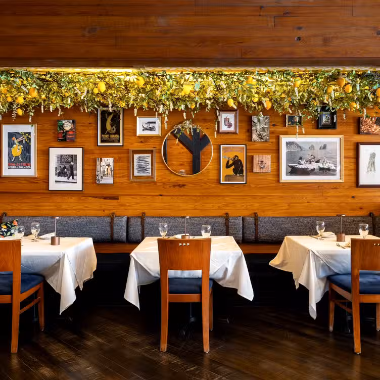 Photo credit: opentable