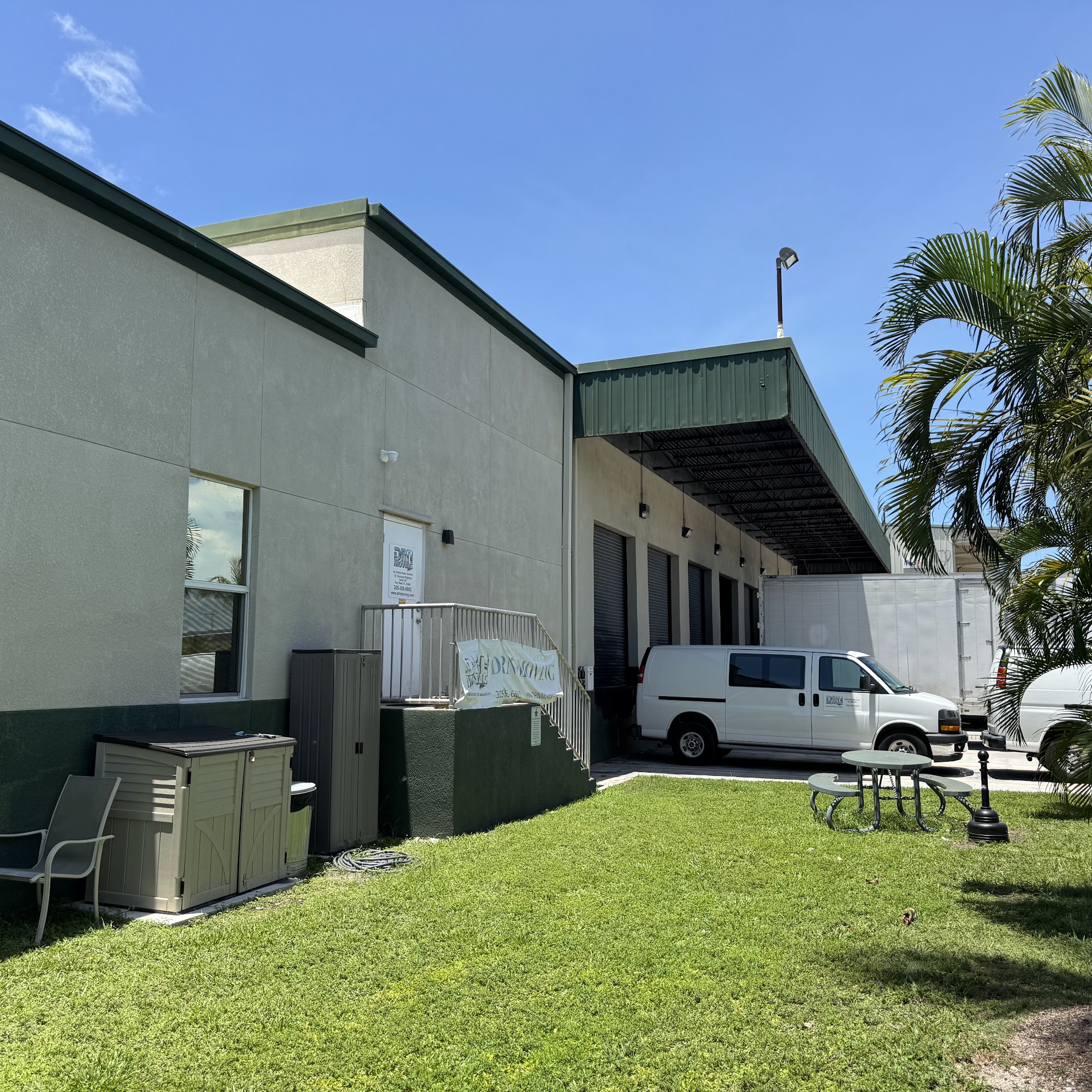 U-Haul Neighborhood Dealer