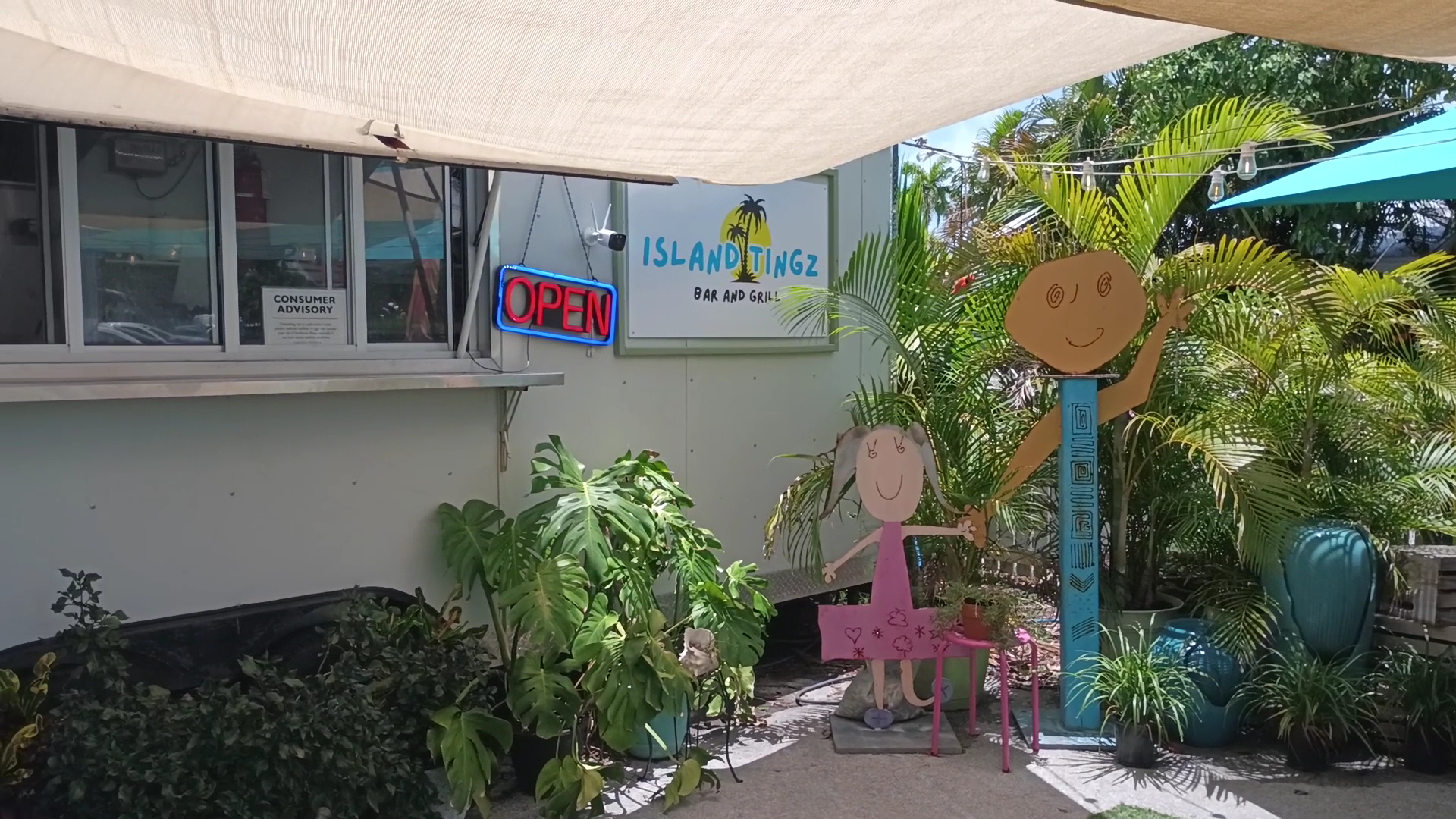 Island Tingz Bar and Grill Key West