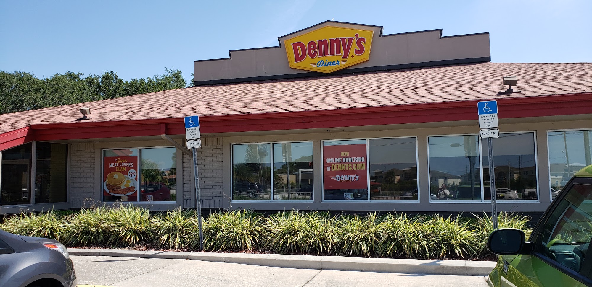 Denny's