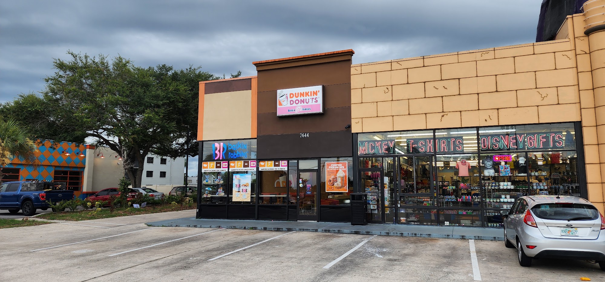 Dunkin'