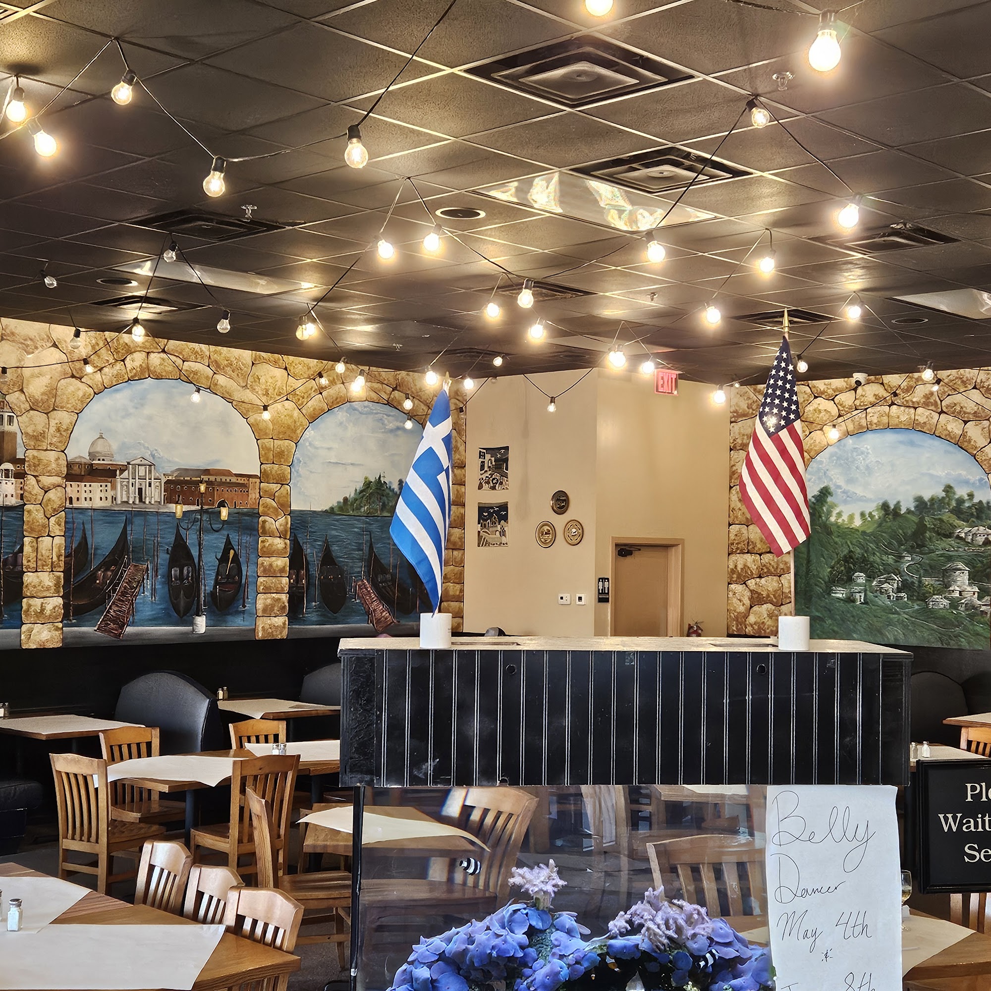 Takis Greek-Italian Restaurant Lady Lake
