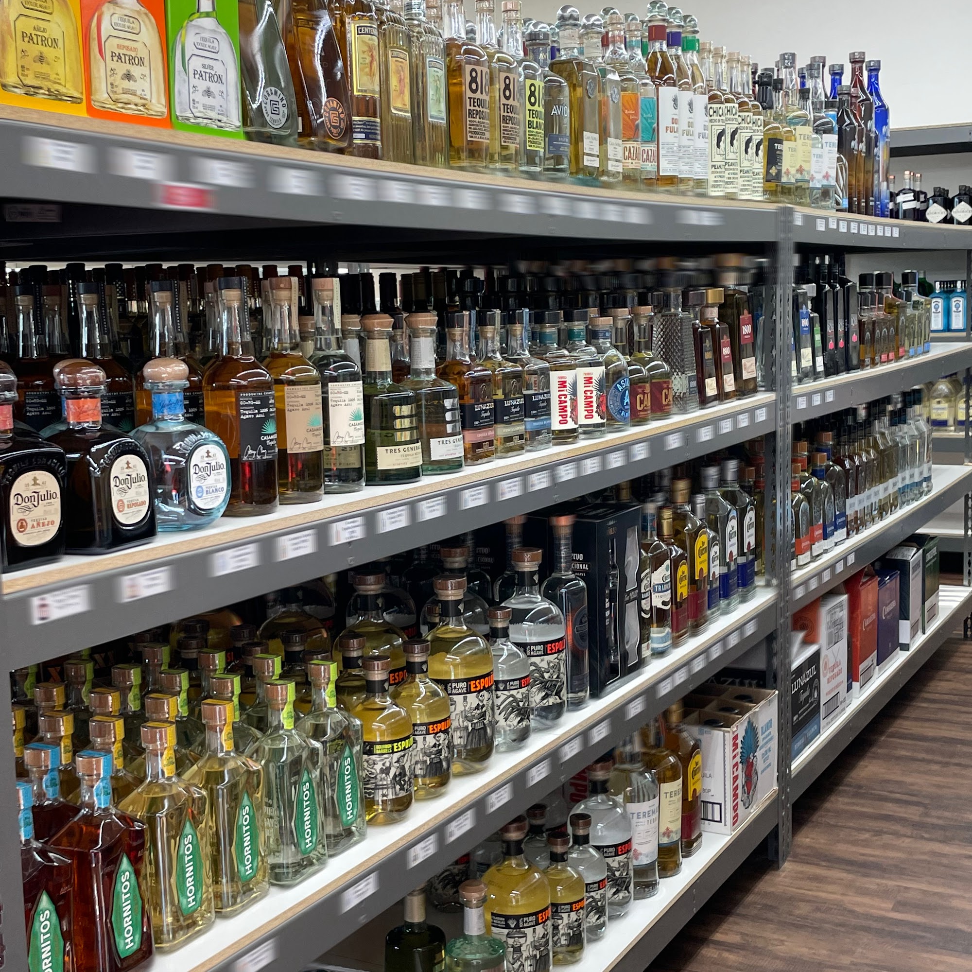 Kevin?s Wine and Liquor Lake Hamilton