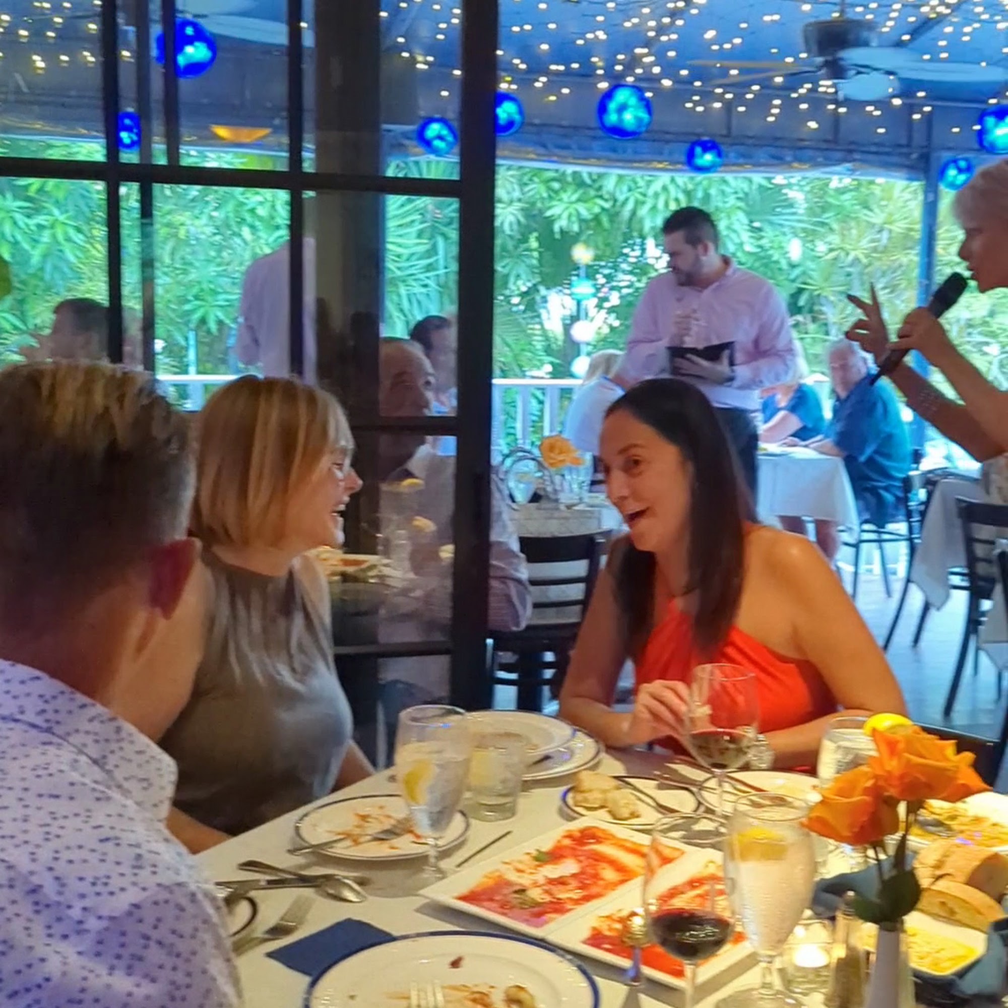 Pelican Cafe Lake Park