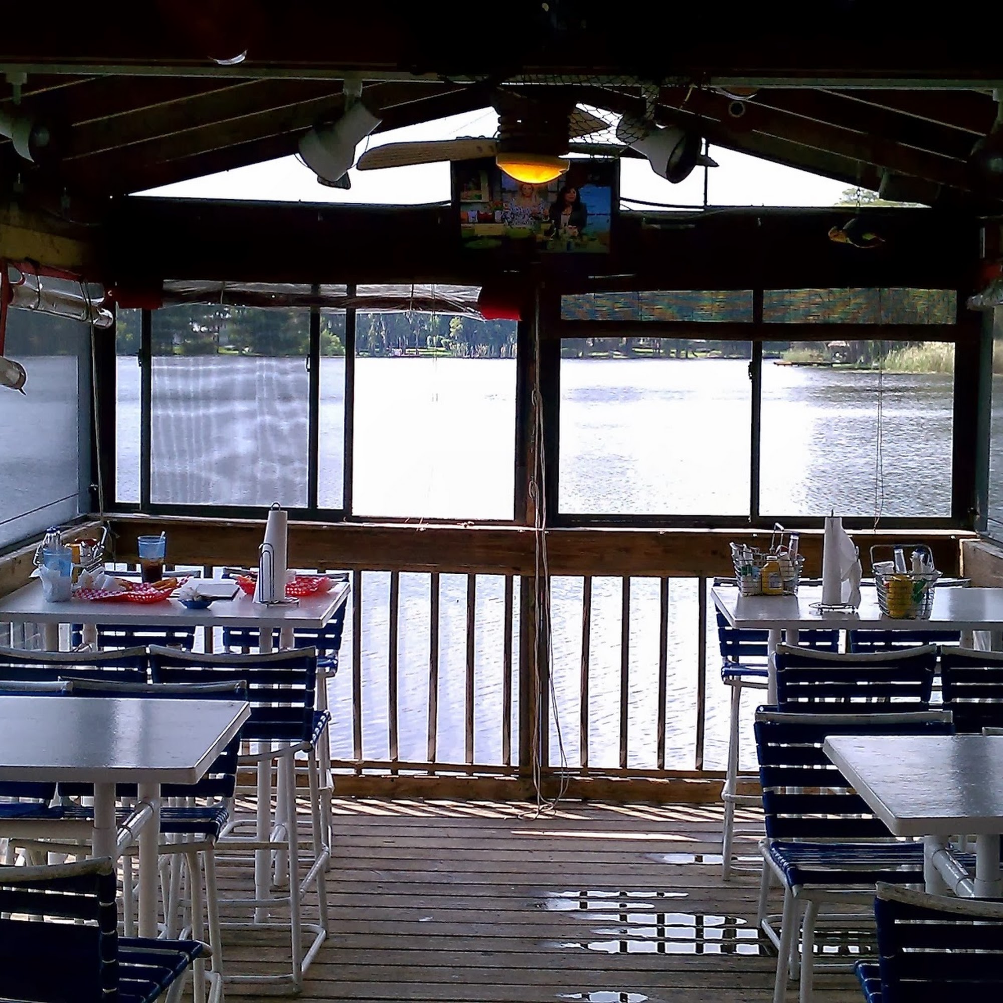 Ukulele Brand's Land O' Lakes