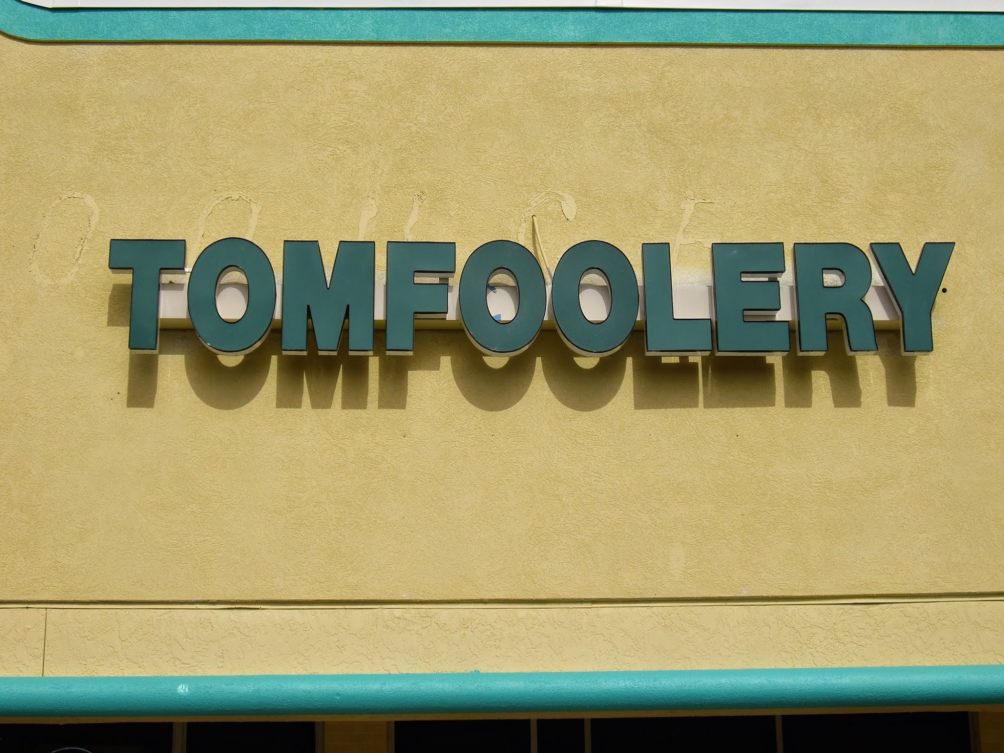 Tomfoolery Lounge Menu