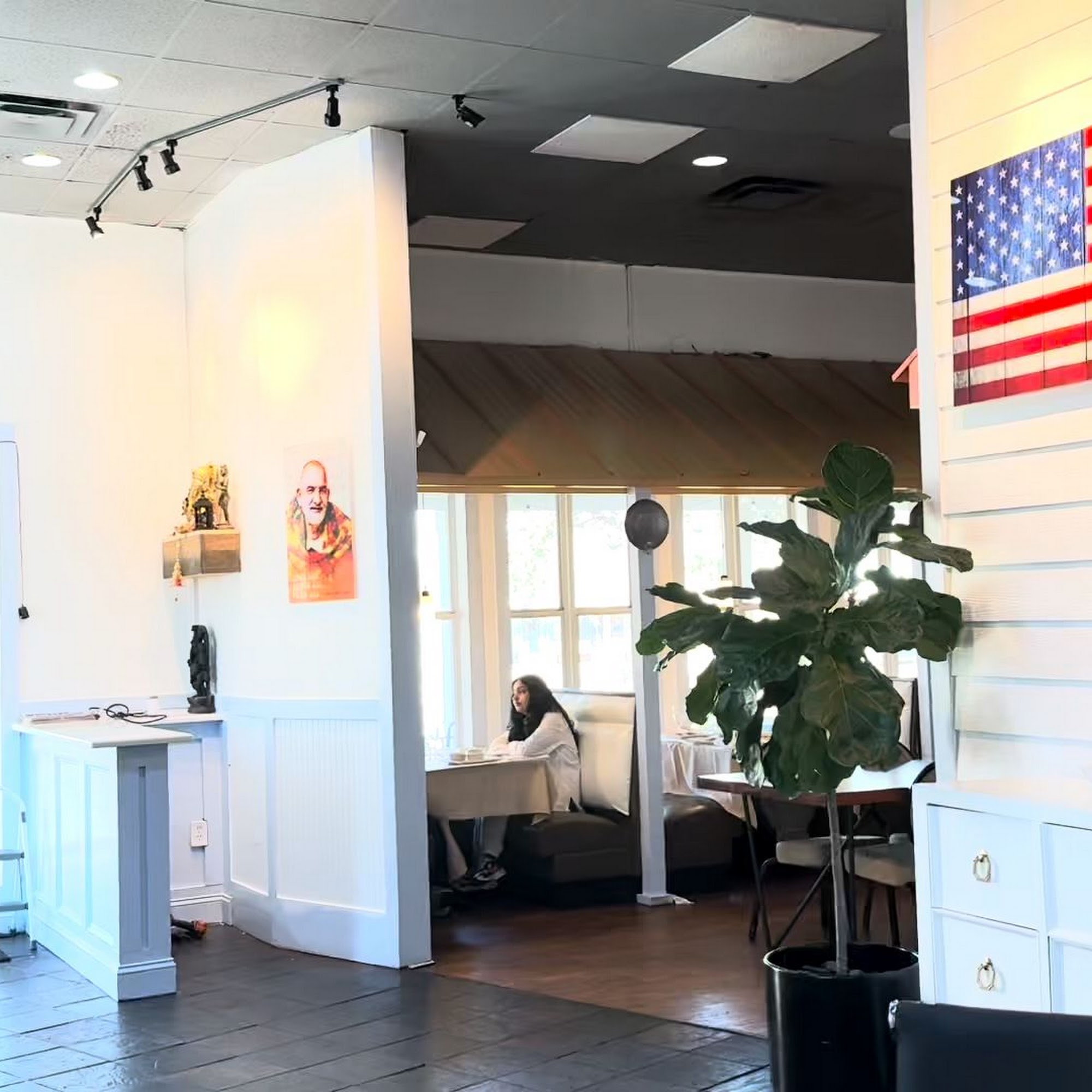 Aroma Indian Cuisine & Bar Largo