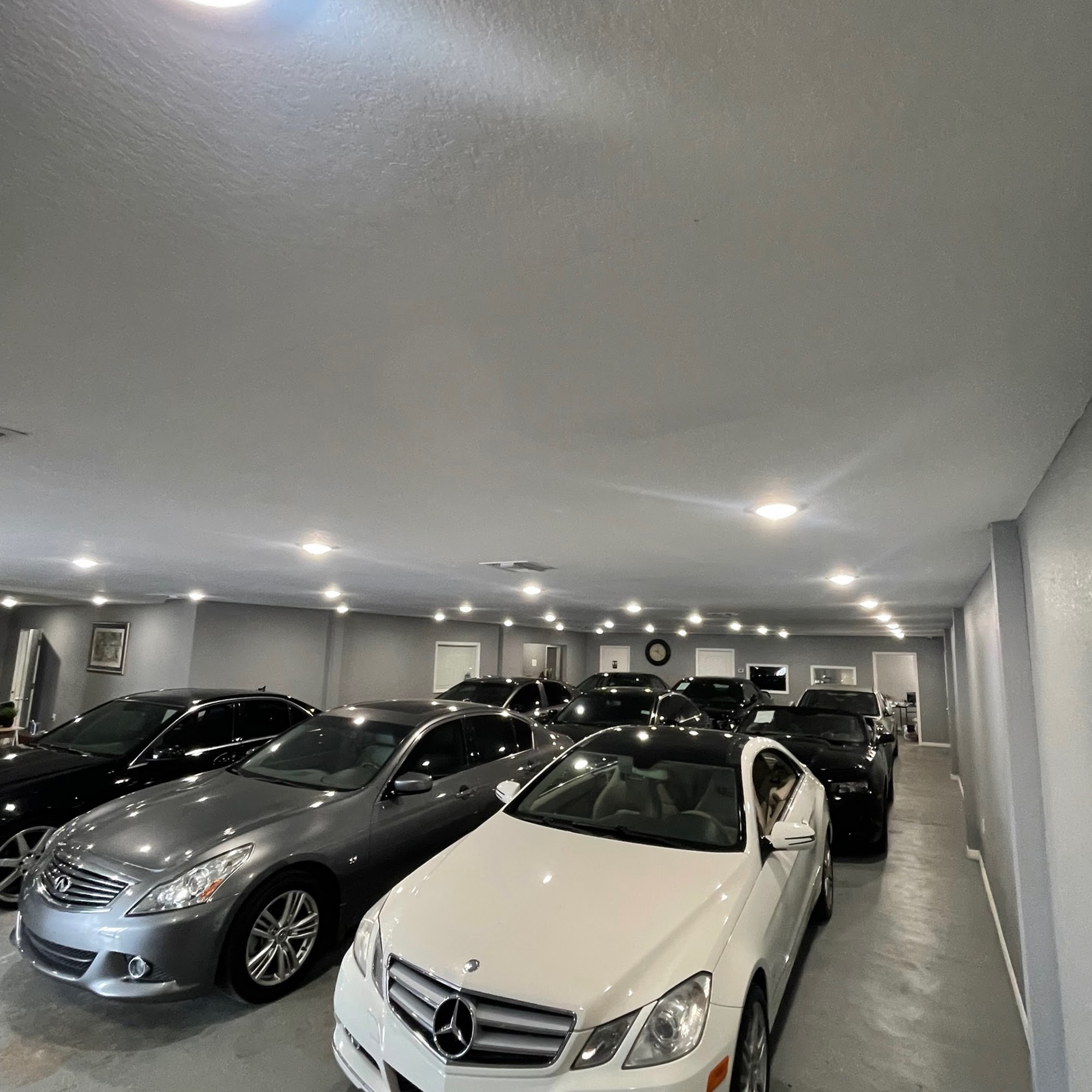 GAA Auto Sales Largo