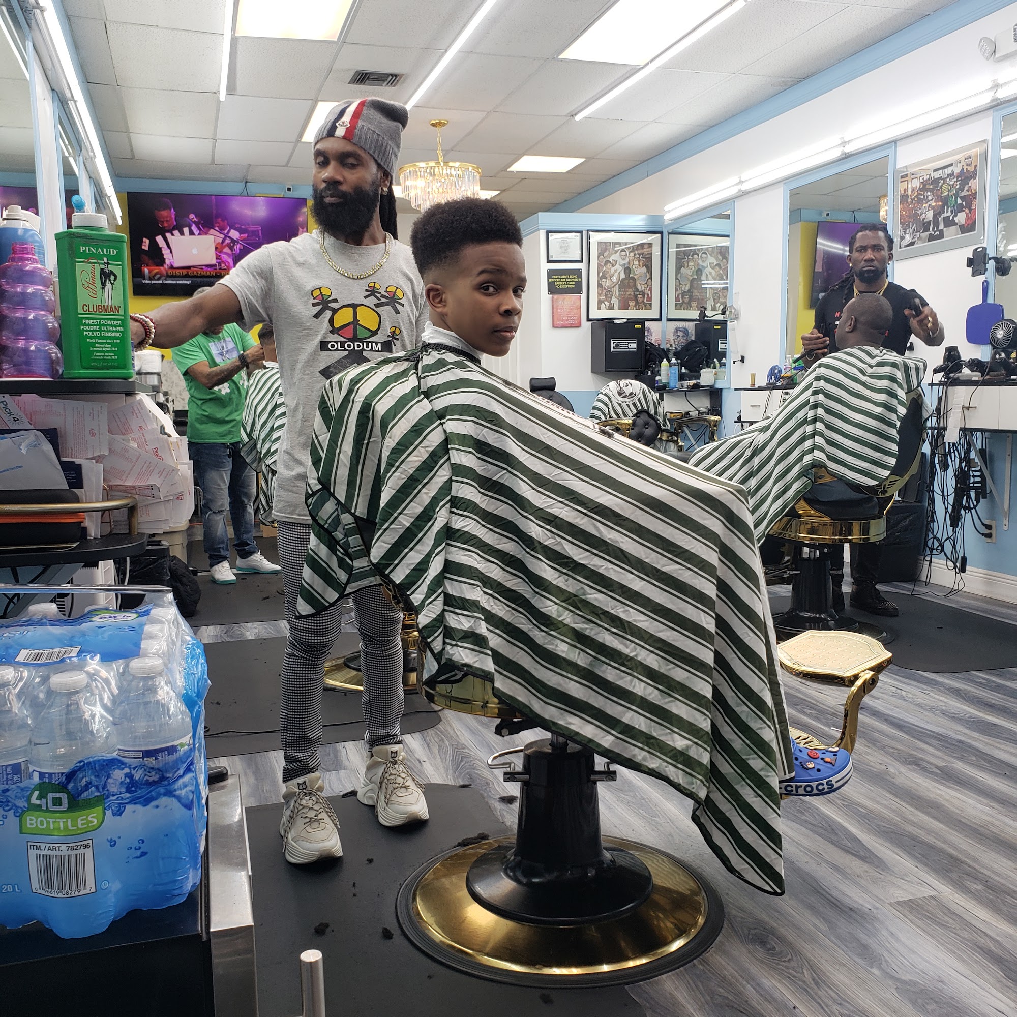 Wow Barbershop 4459 N State Rd 7, Lauderdale Lakes Florida 33319