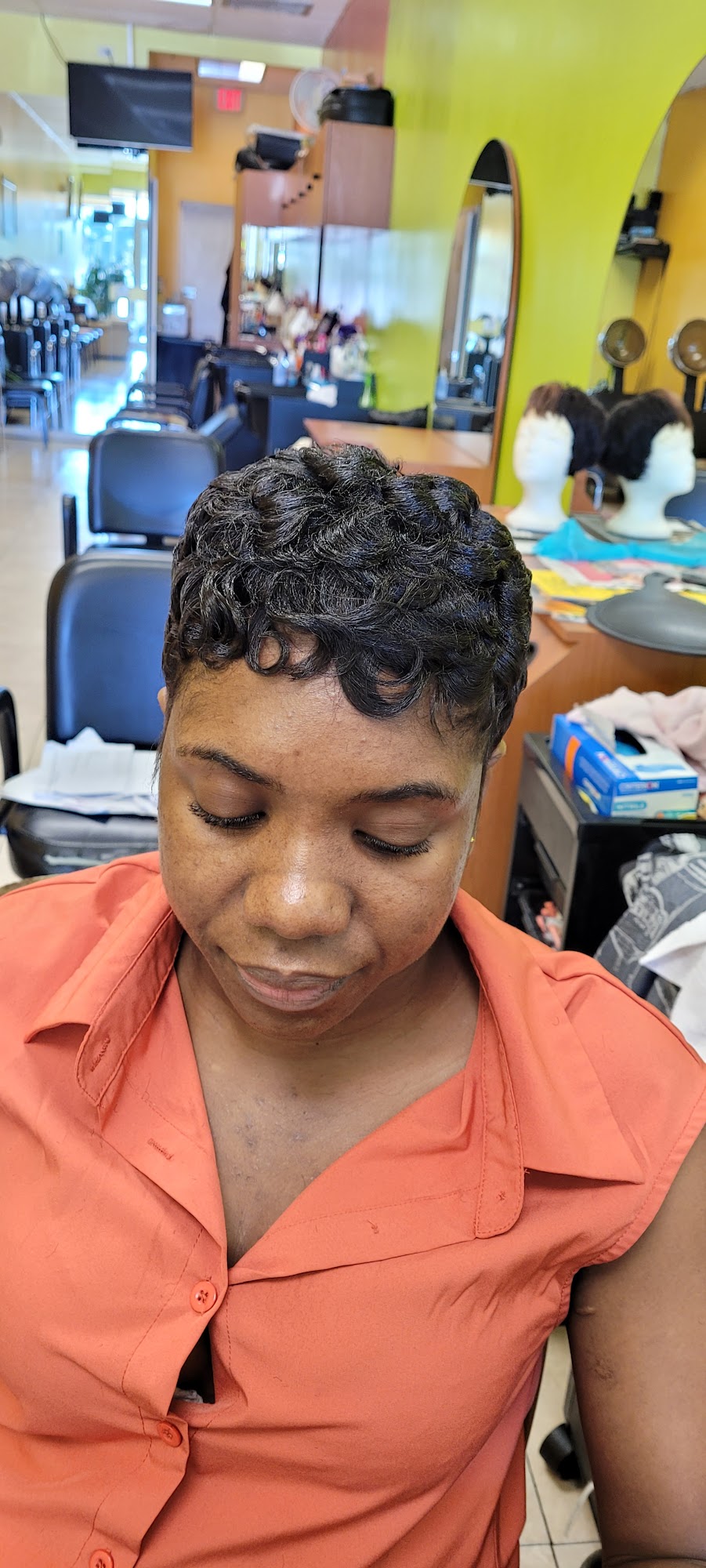 Renaissance Hair Studio 5527 W Oakland Park Blvd, Lauderhill Florida 33319