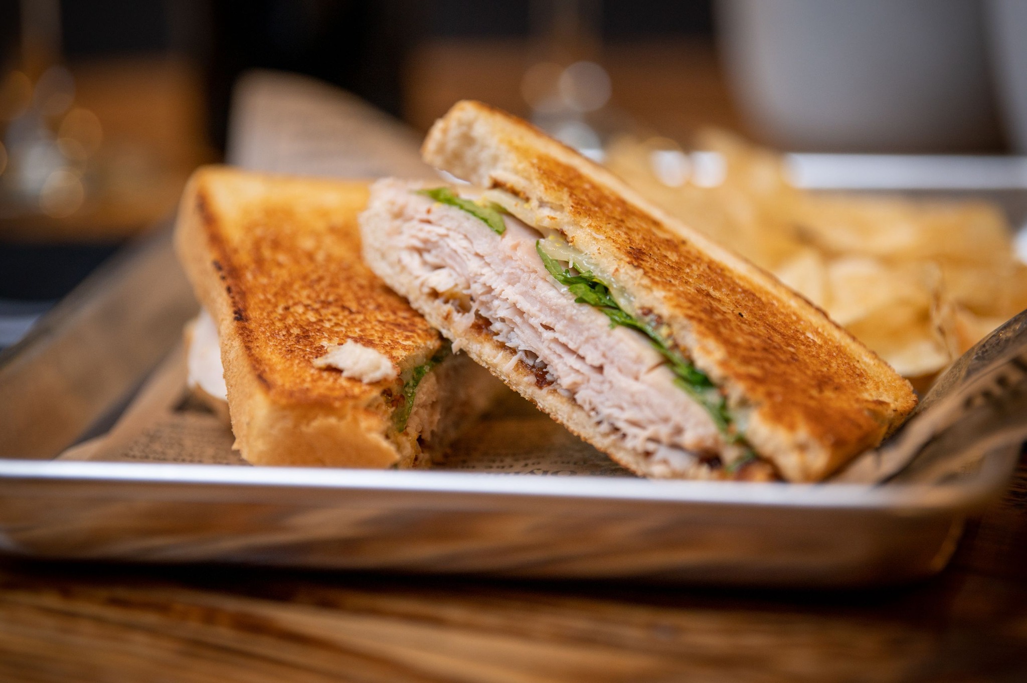 The White Oak Cottage - Bistro & Boutique Lithia