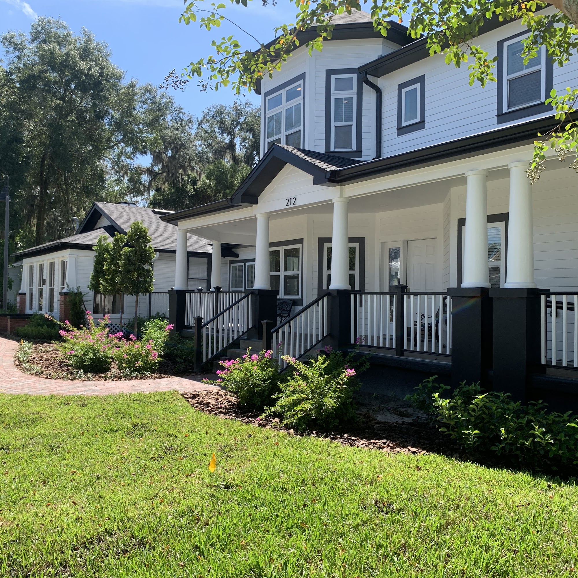 Two Twelve Beauty & Wellness Suites 212 W Bay Ave, Longwood Florida 32750