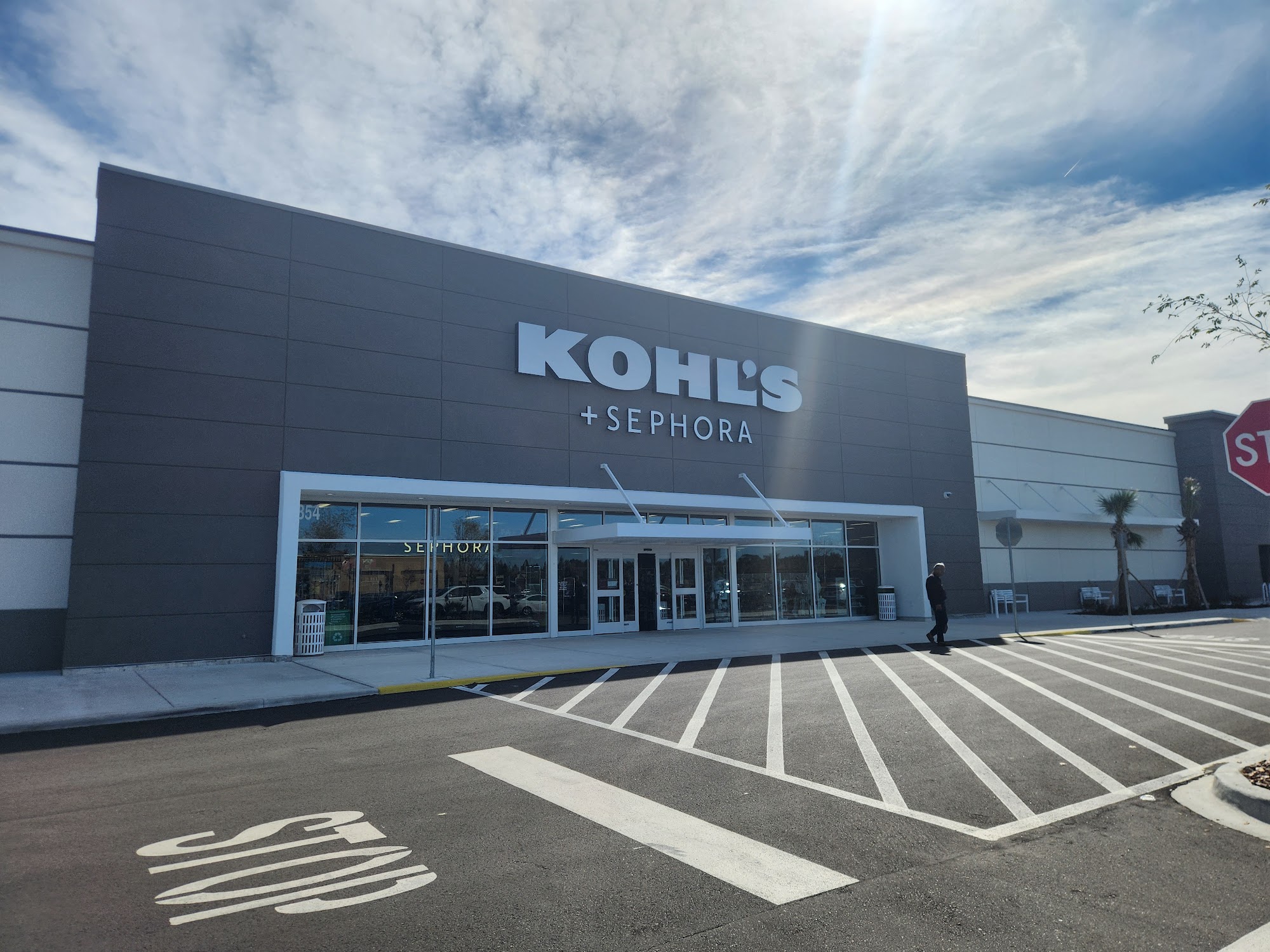 Kohl's Lutz