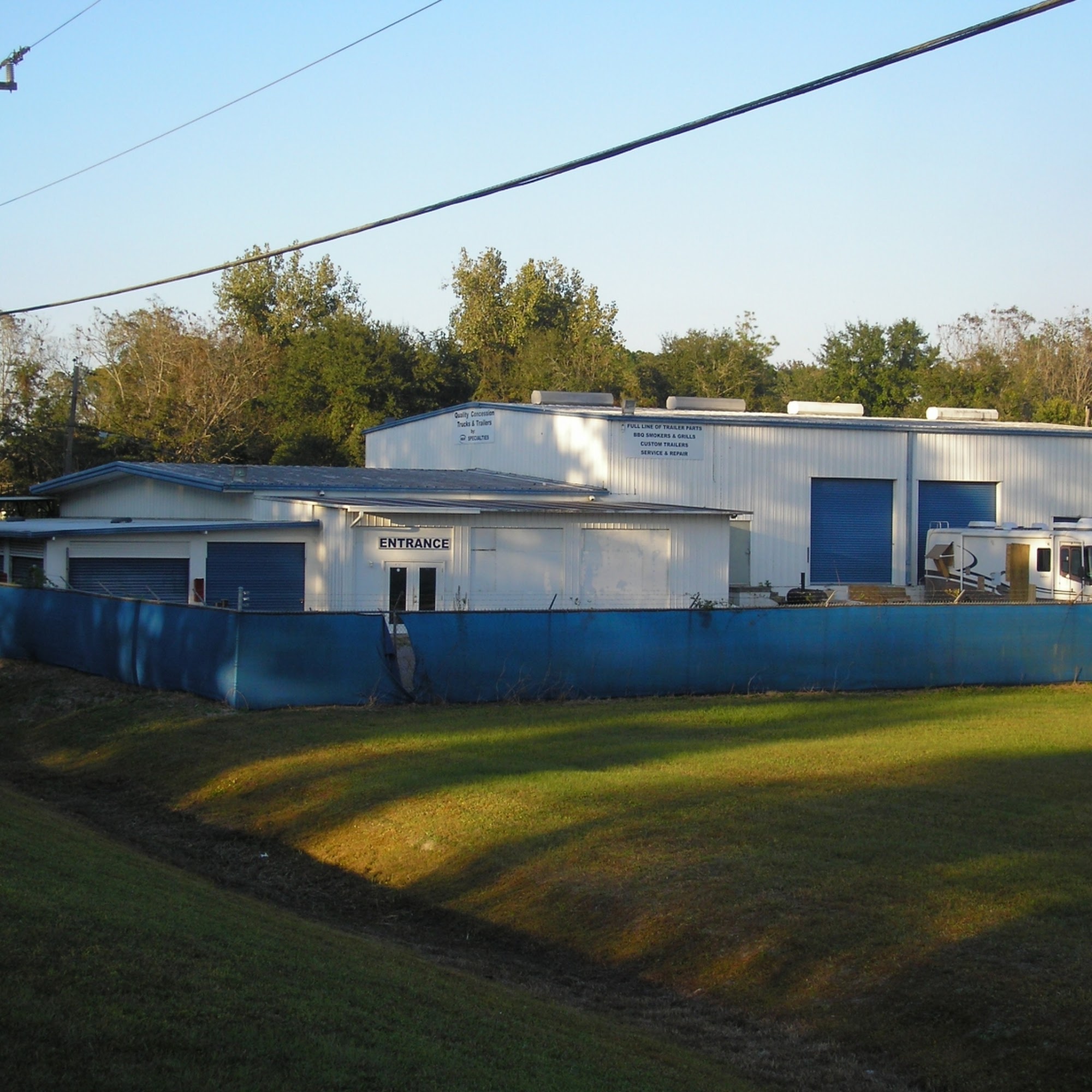 M & R Specialty Trailers and Trucks Macclenny