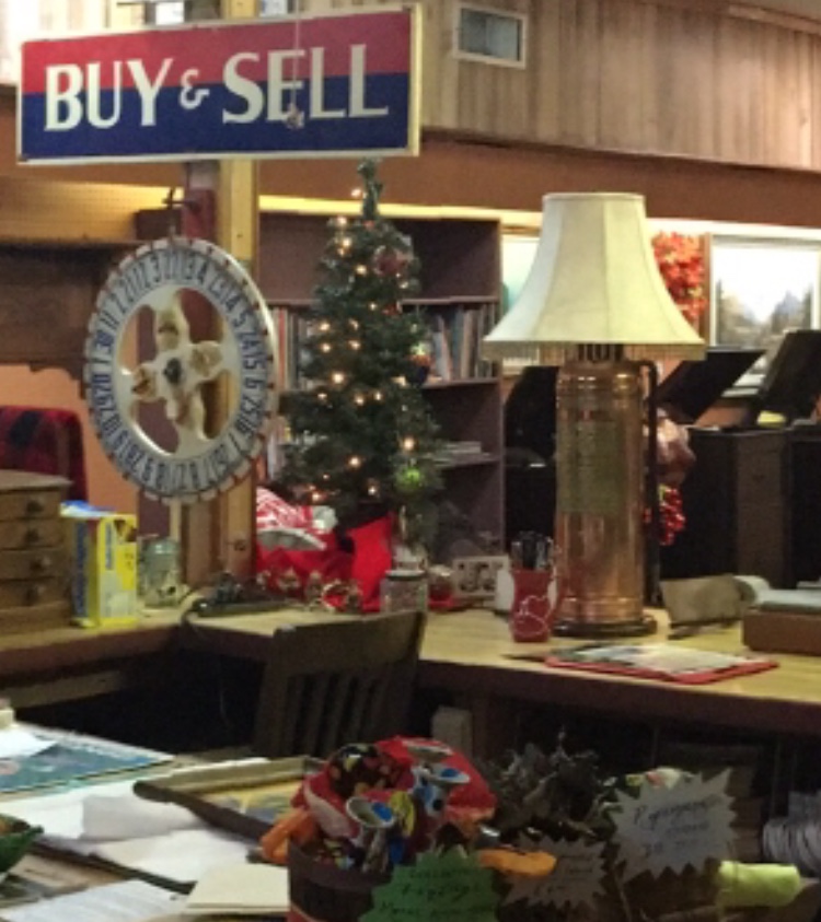 LoST Relics•Fine Antiques and Gifts Madison