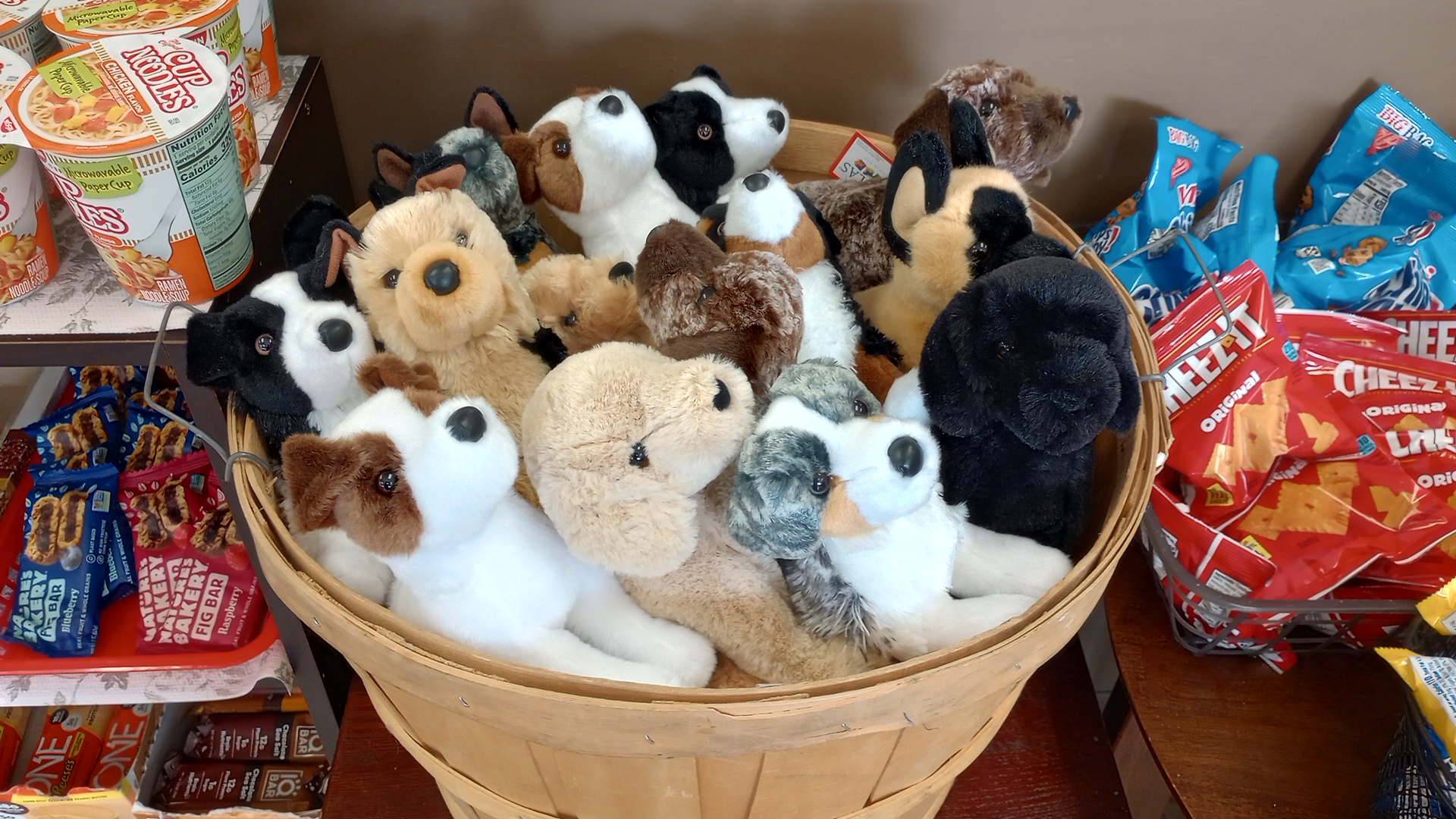 Mr. Beans Books & Beans (formerly Keys News and Coffee) Marathon