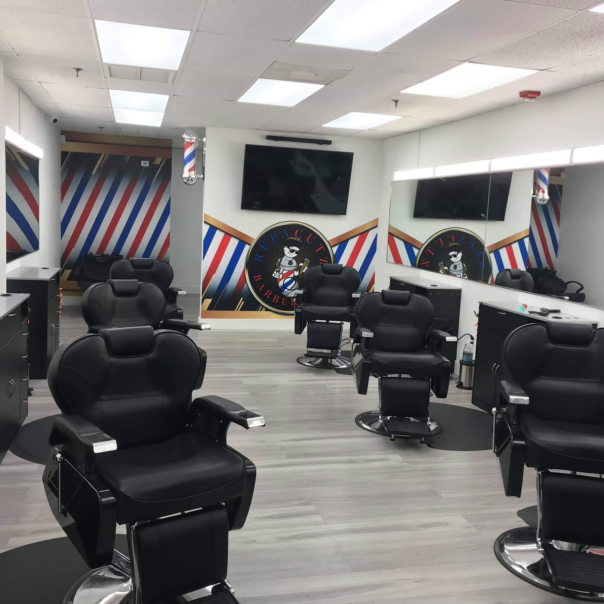 Repacutz Barbershop 7911 NW 72nd Ave #117b, Medley Florida 33166