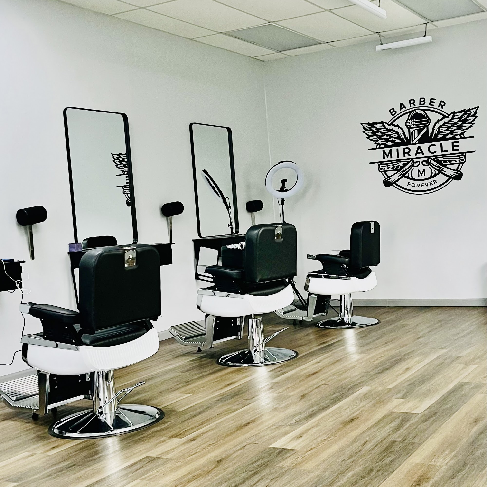 MIRACLE BARBER & MEN SPA 2419 S Babcock St # E, Melbourne Florida 32901