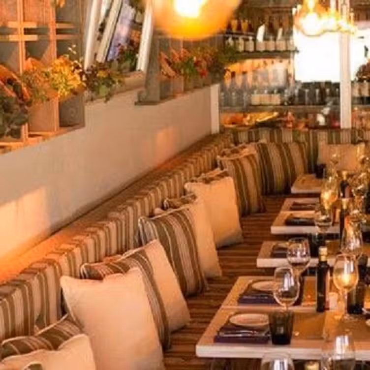 Photo credit: opentable