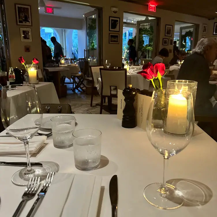 Photo credit: opentable