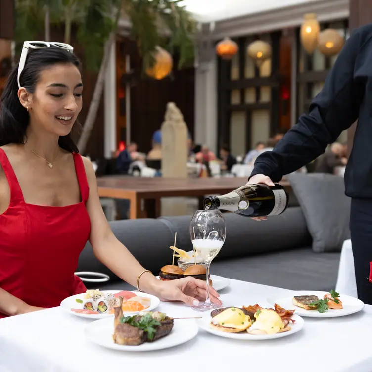 Photo credit: opentable