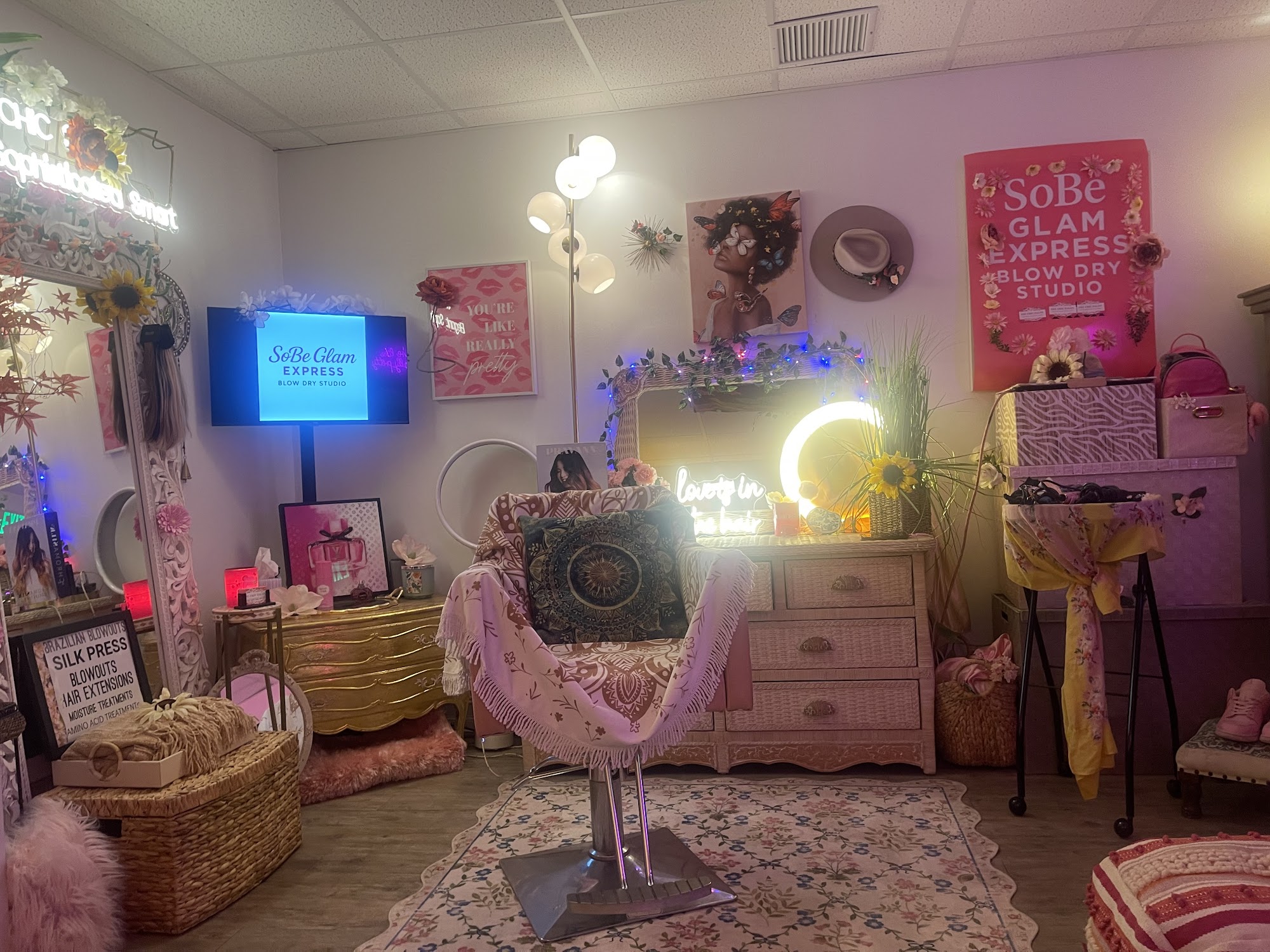 SoBe Glam Express - Lincoln Road Blow Dry Bar Studio 407 Lincoln Rd 8th floor, Miami Beach Florida 33139