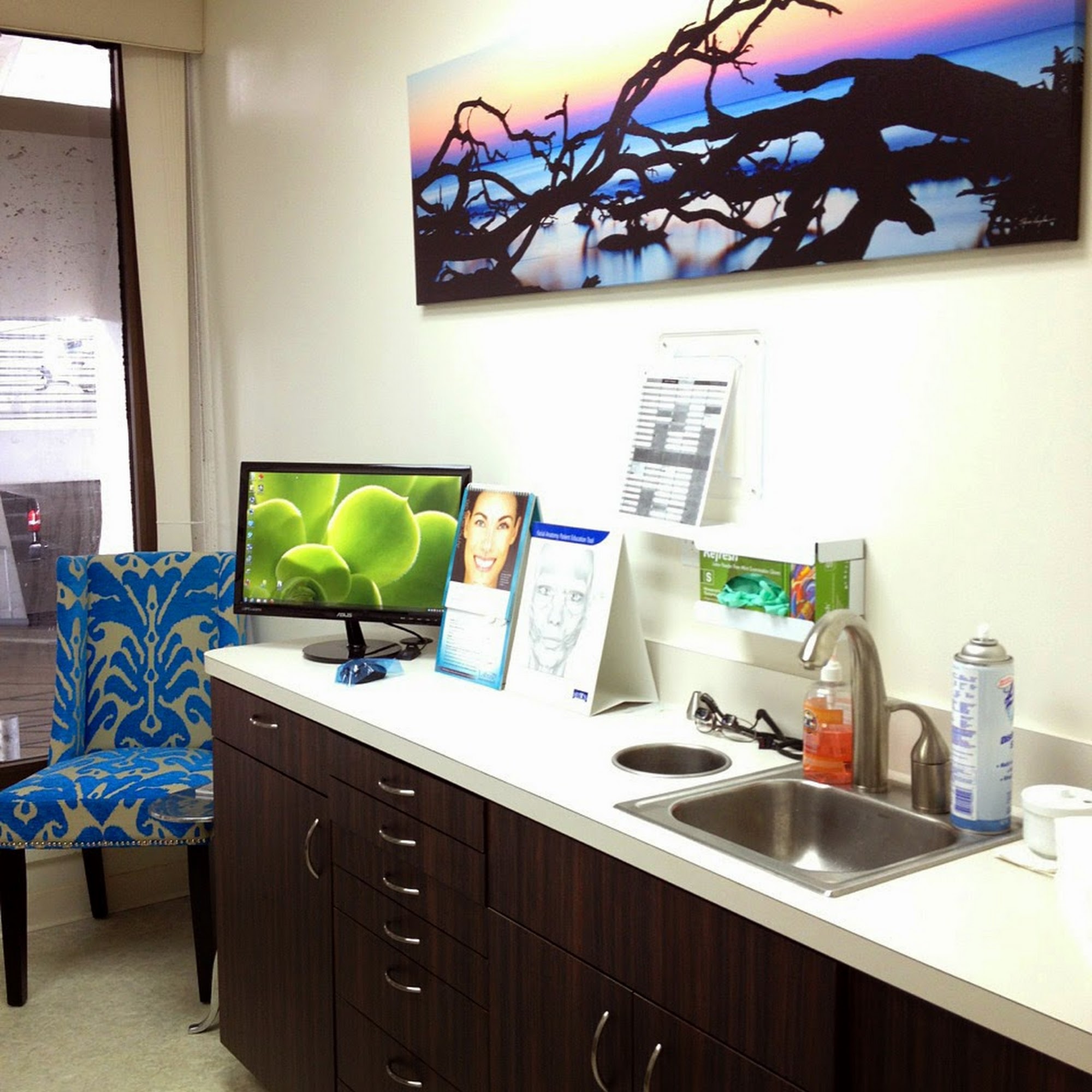 The SHAW Center for Dental Excellence 1111 Lincoln Rd #740, Miami Beach Florida 33139