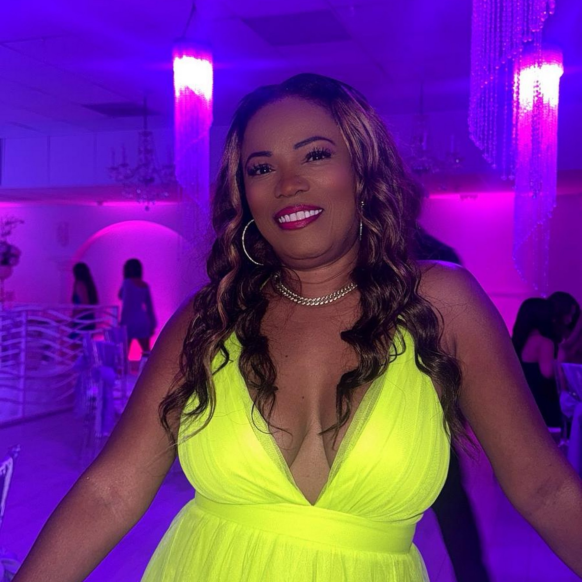 Glamz Beauty Studio 4668 NW 133rd St suite 2, Miami Gardens Florida 33054