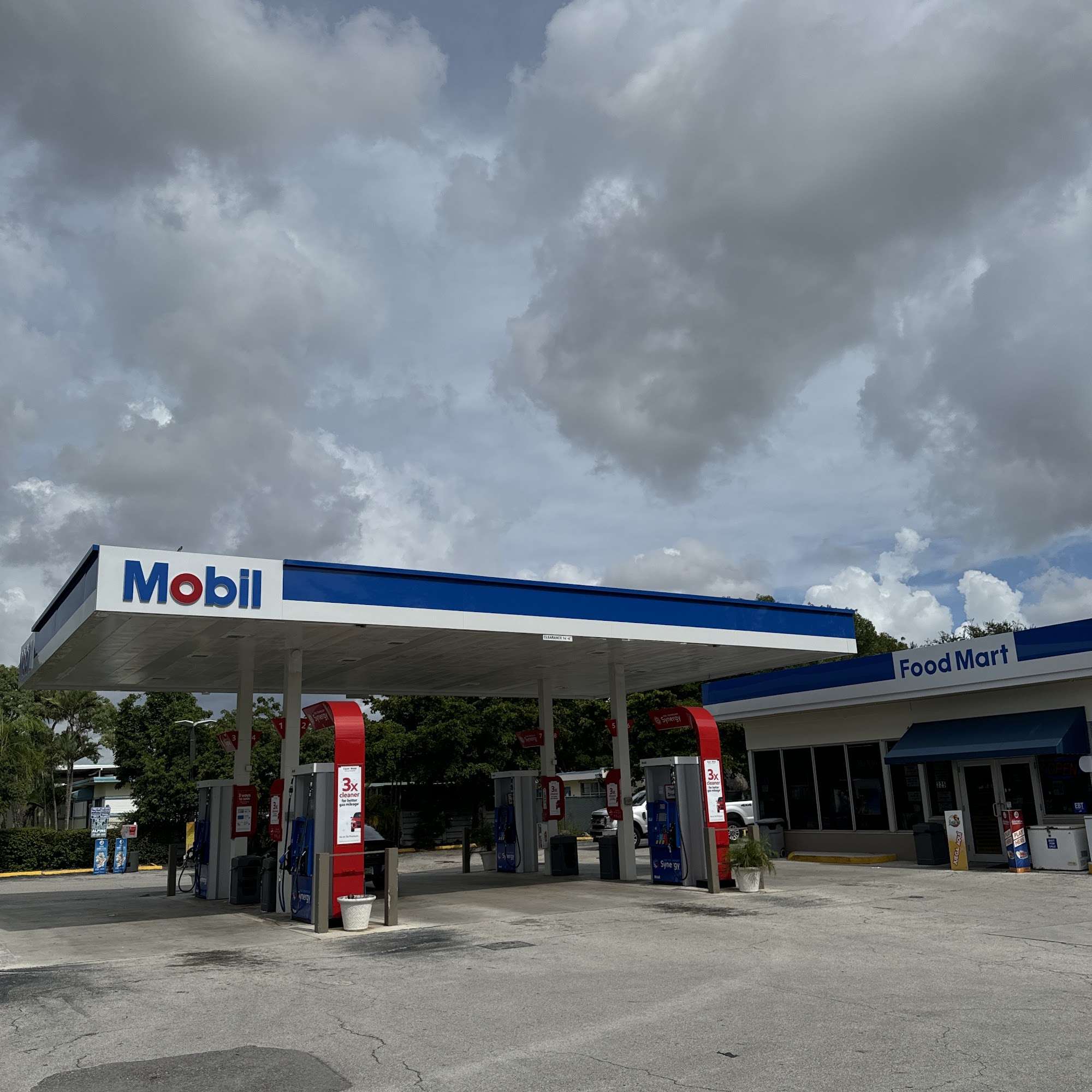 Mobil Miami Springs