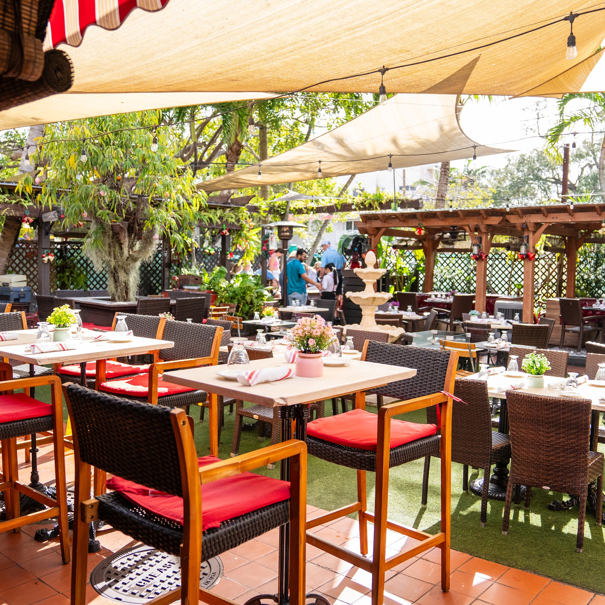Old's Havana Cuban Bar & Cocina Miami