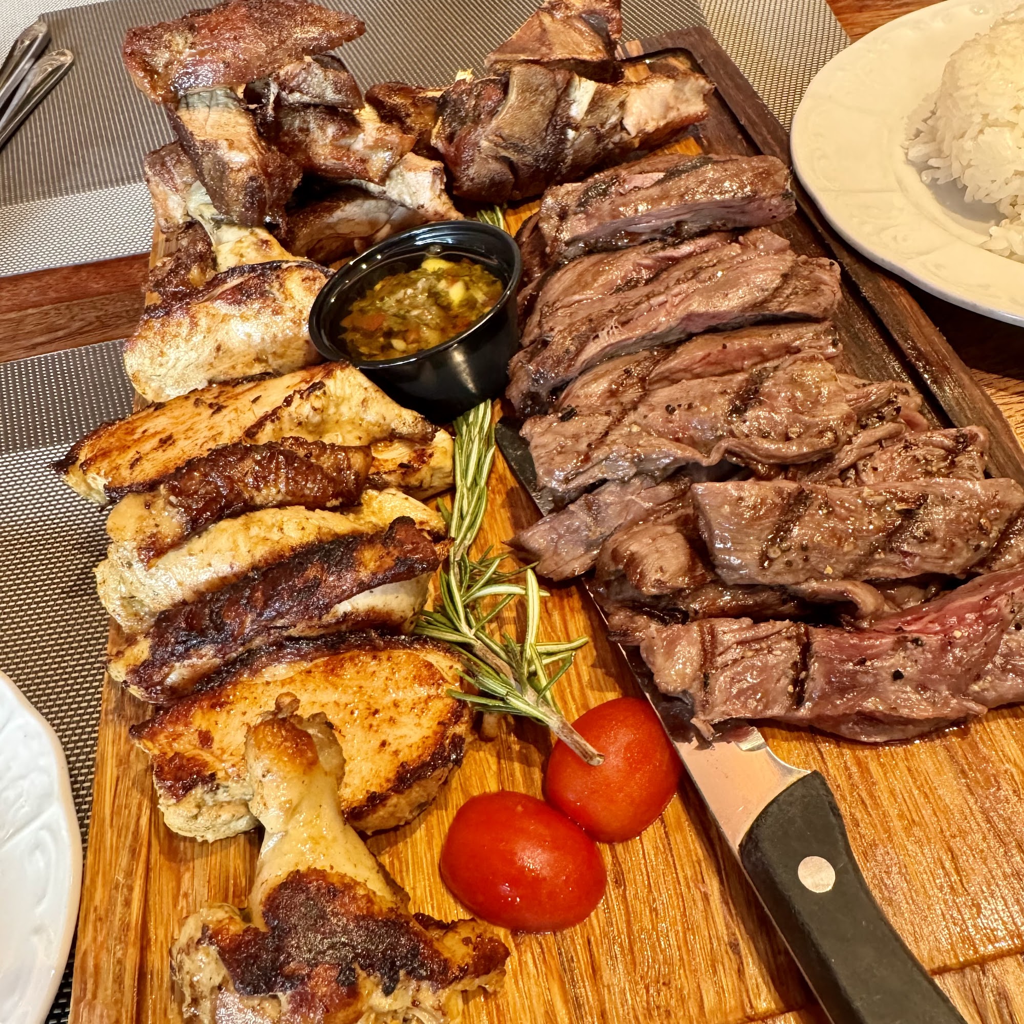 Sala'o Cuban Restaurant & Bar - Live music Miami